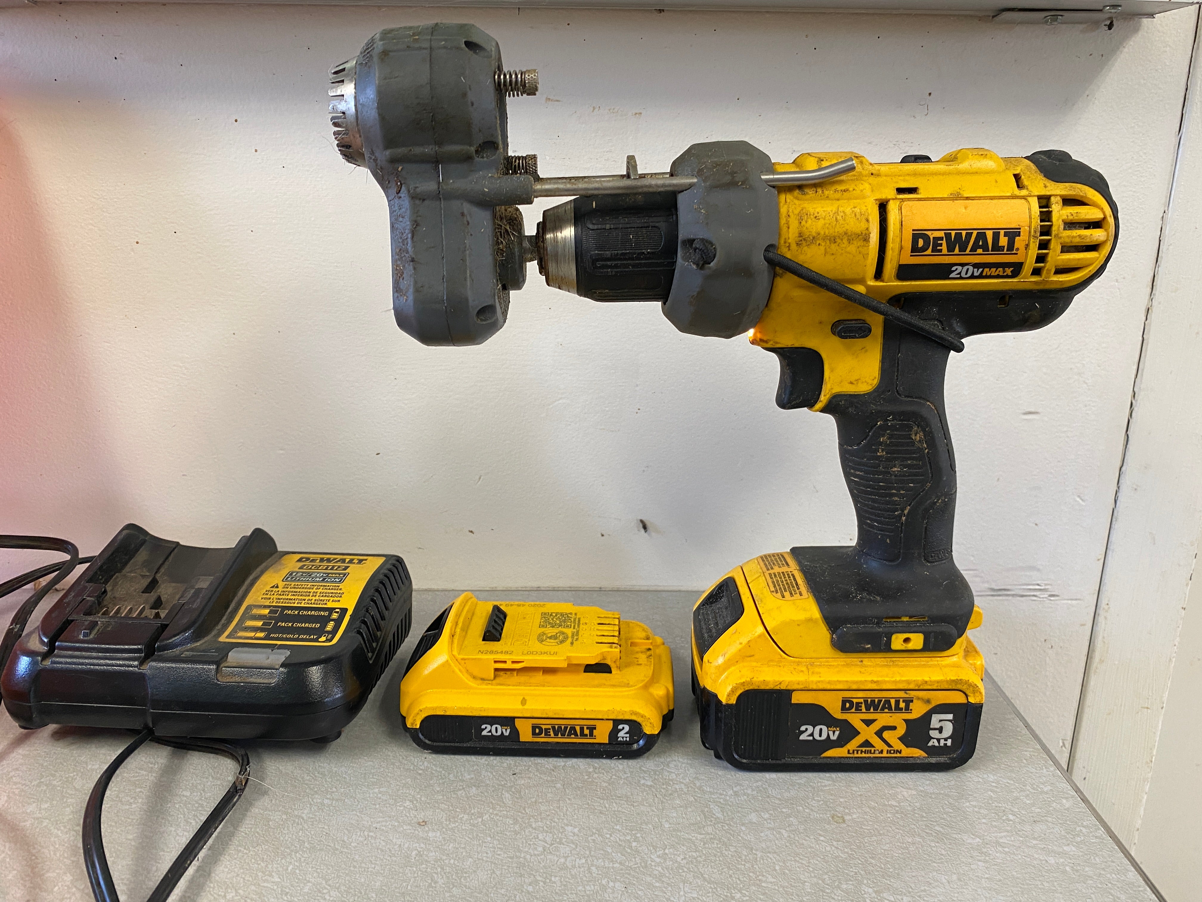 Tailwell Power Tail Trimmer with DeWalt 20v Drill