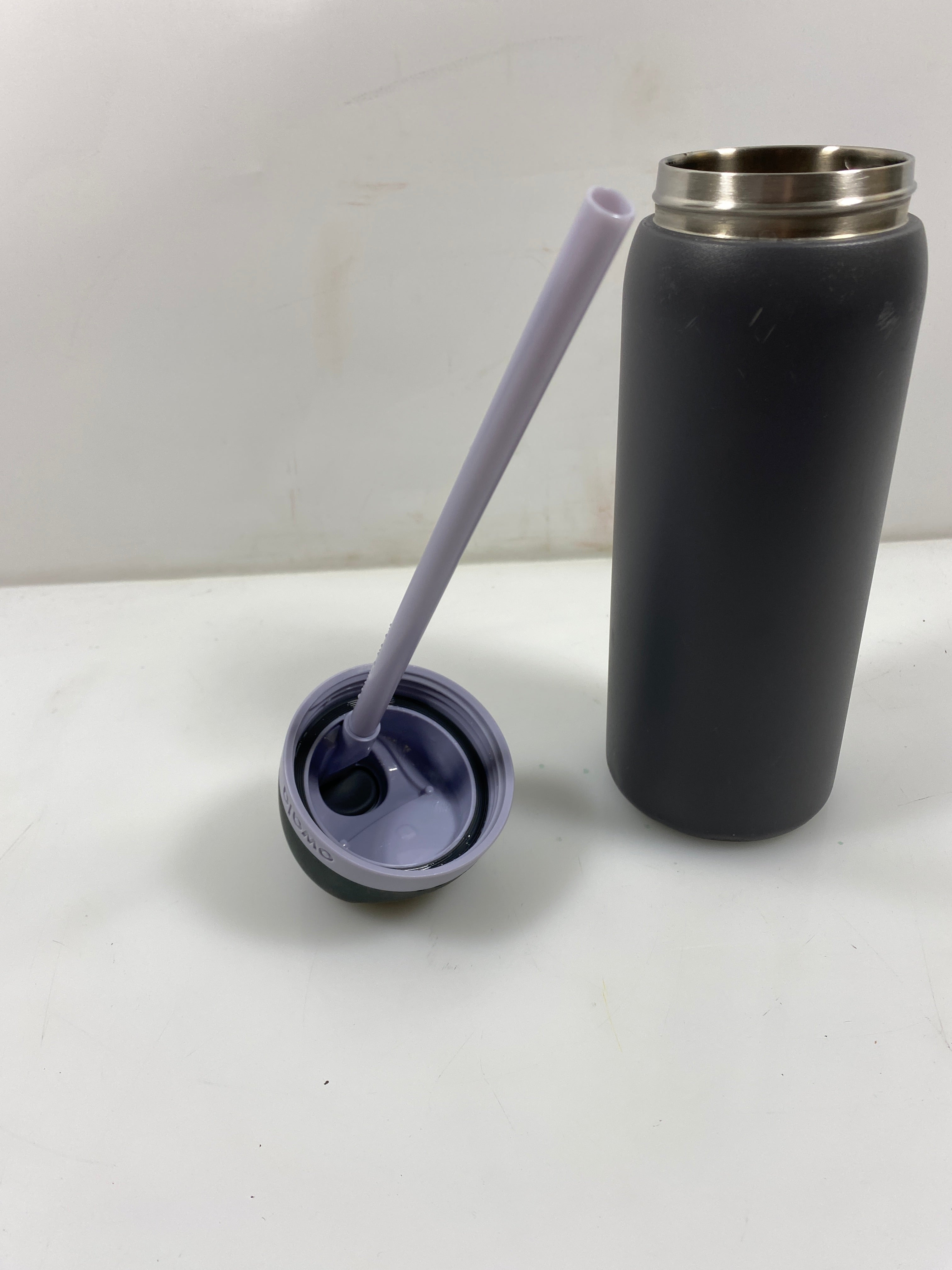 Owala Grey  w/ Bluish Lid Water Bottle 32oz