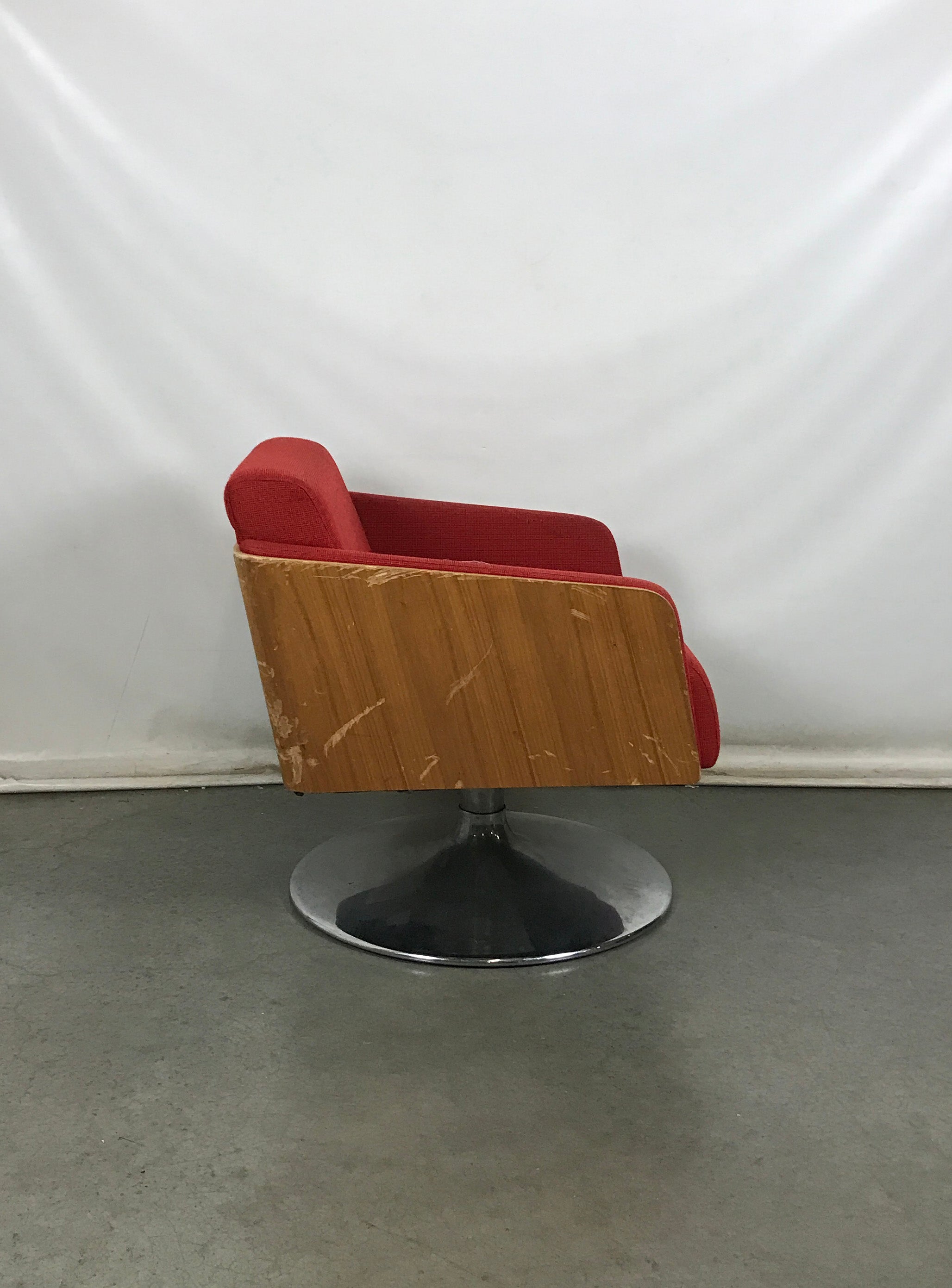 Red Swivel Sofa Chair