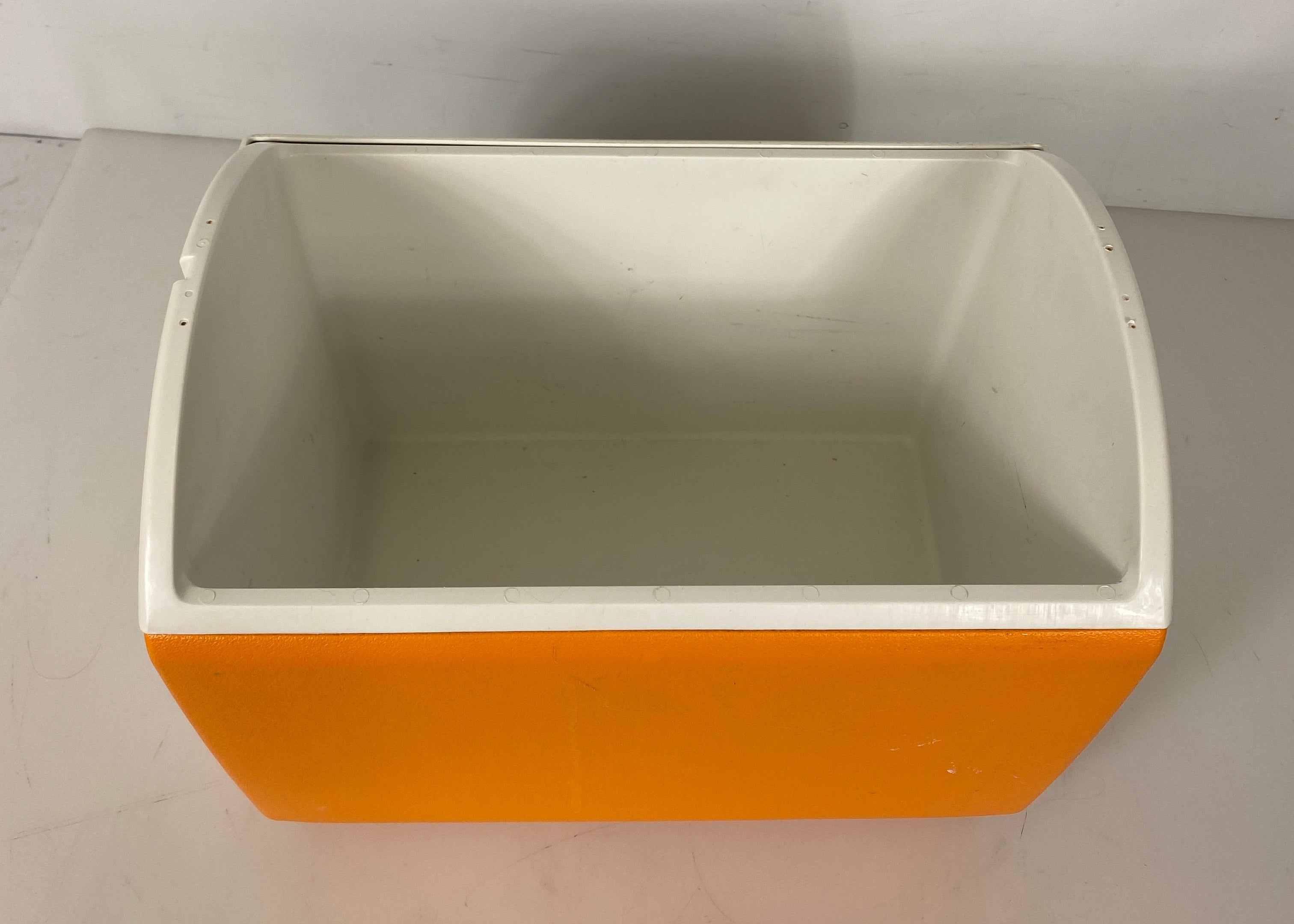 Igloo Playmate Elite Cooler