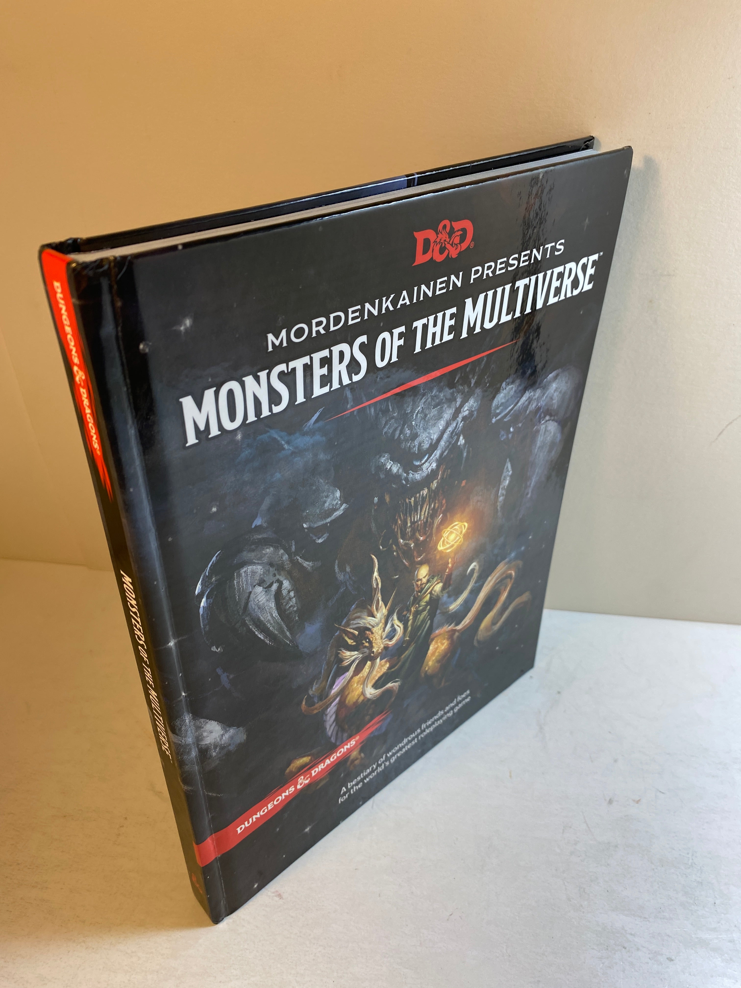 Dungeons and Dragons Monsters of the Multiverse HC 2021