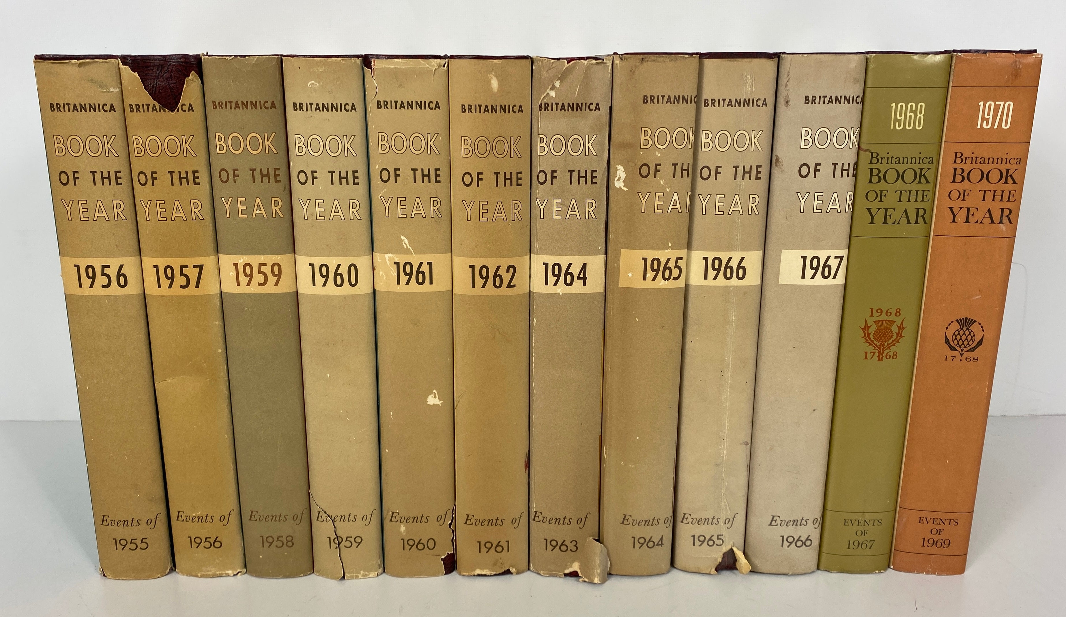 Lot of 12 Vintage Britannica Book of the Year 1956-62, 64-68, 70 HCDJ