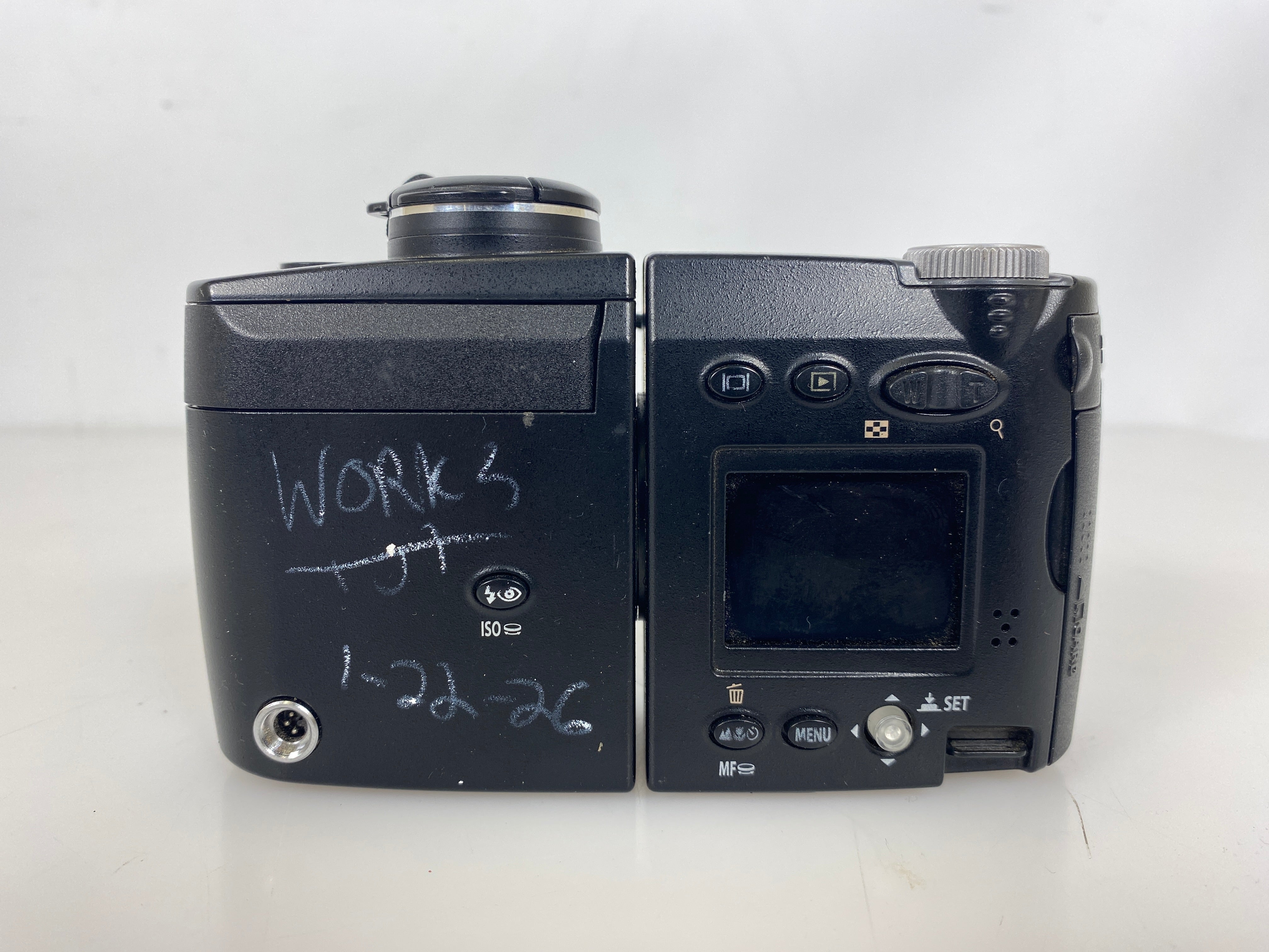 Nikon Coolpix 4500 4MP Digital Camera