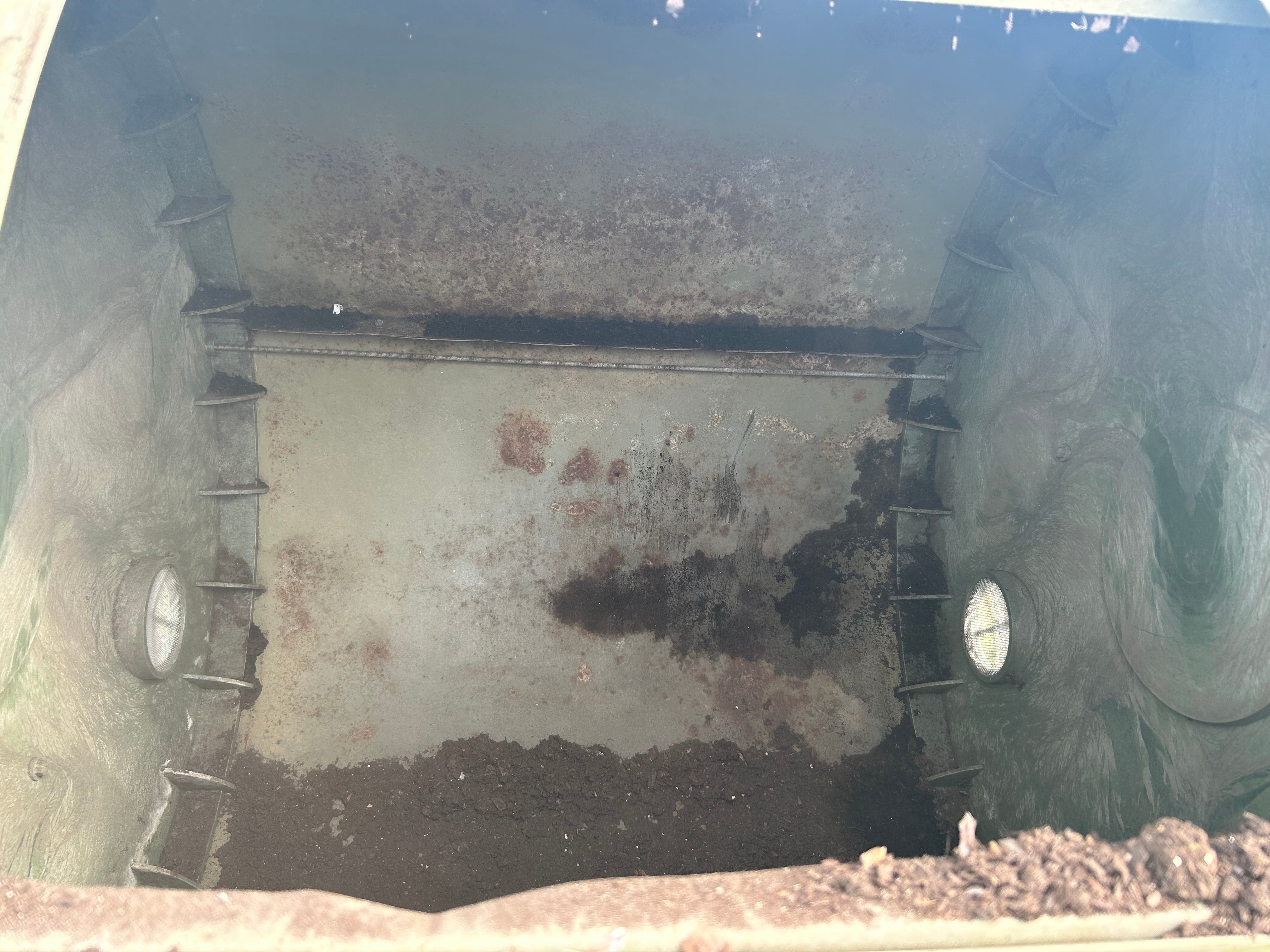 "Compostumbler" Hand Crank Compost Tumbler