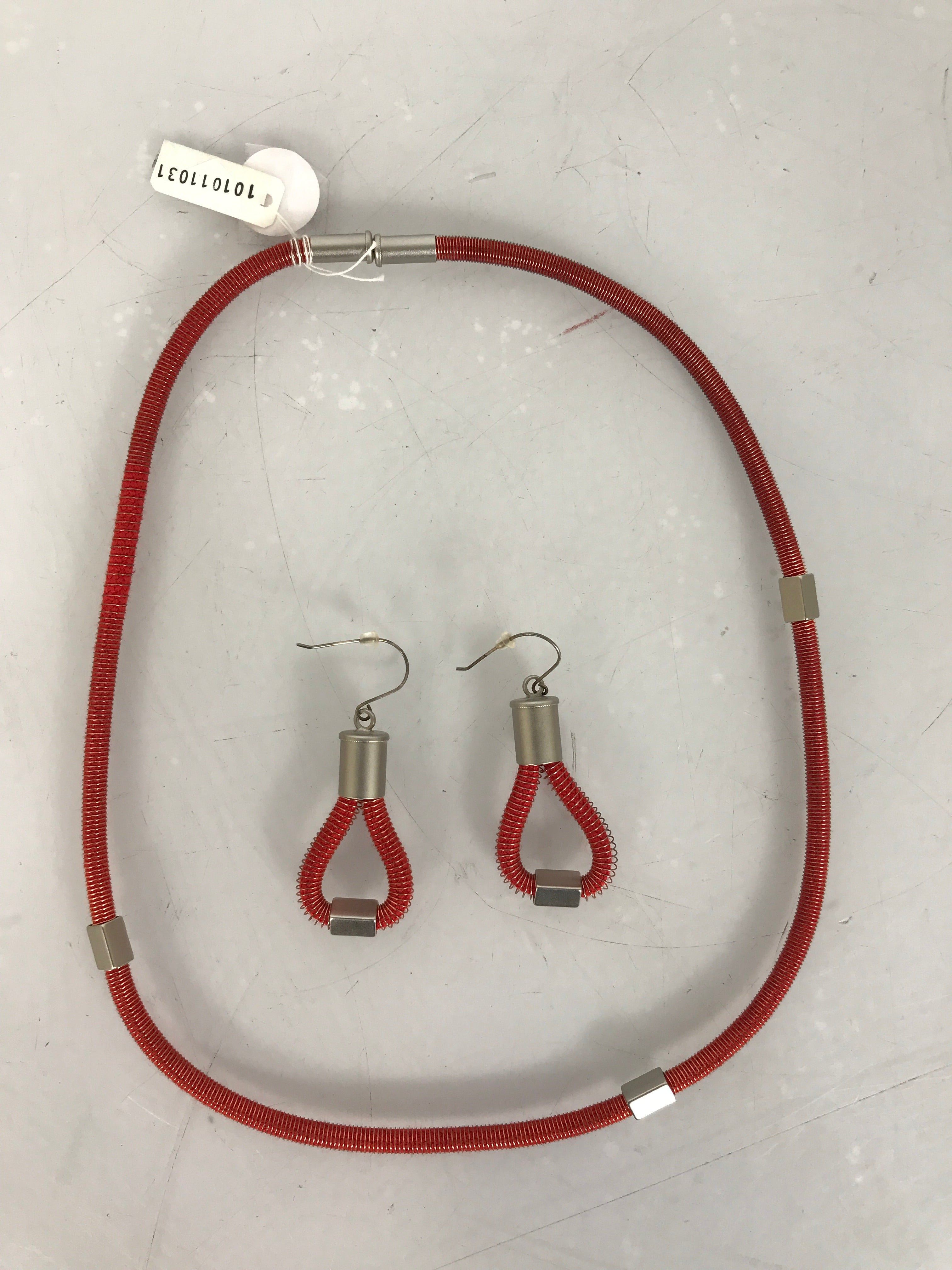 Hila Rawet Karni Industrial Jewellery Red Necklace Earrings Set
