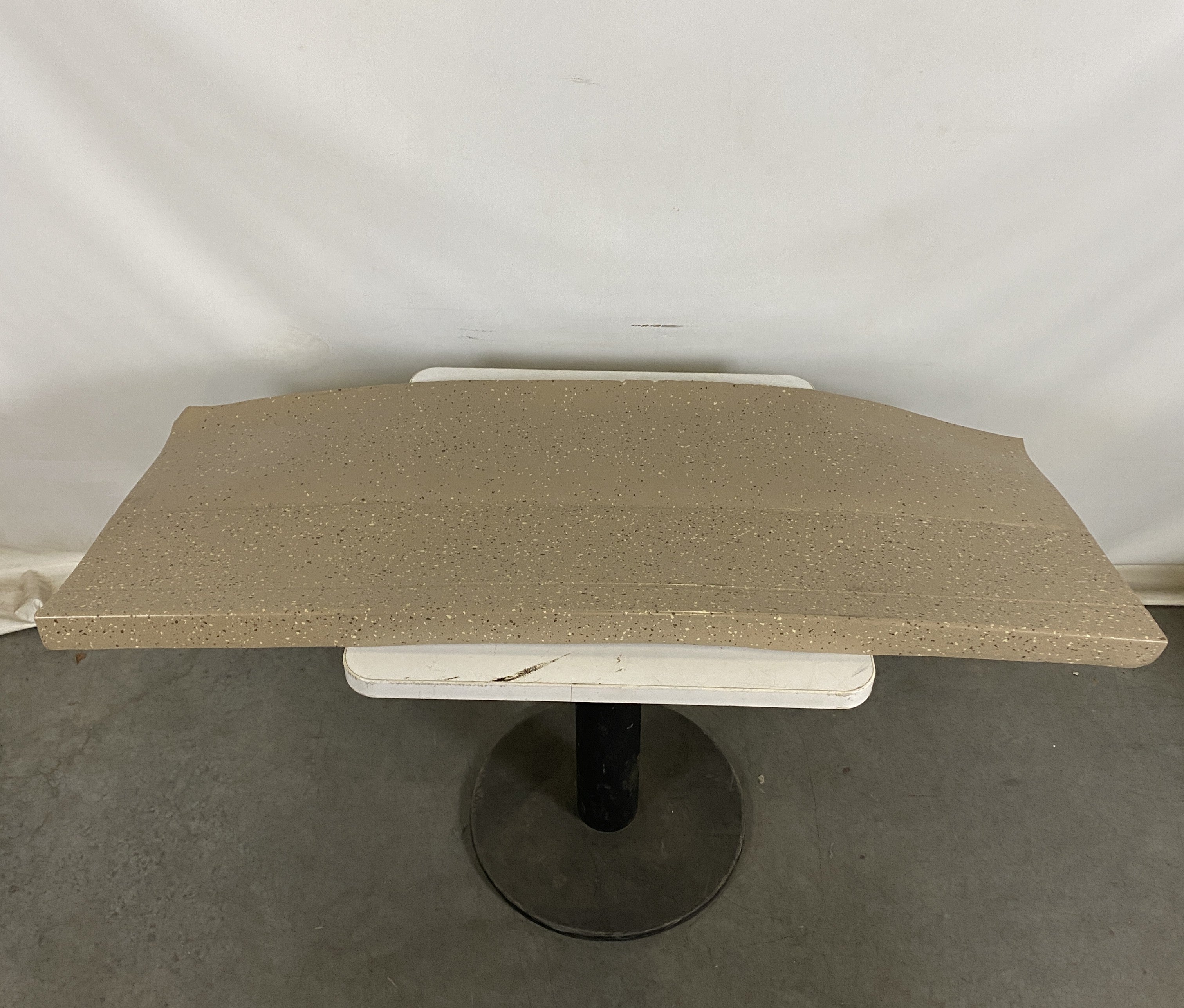 Step-tread with Riser Coverage