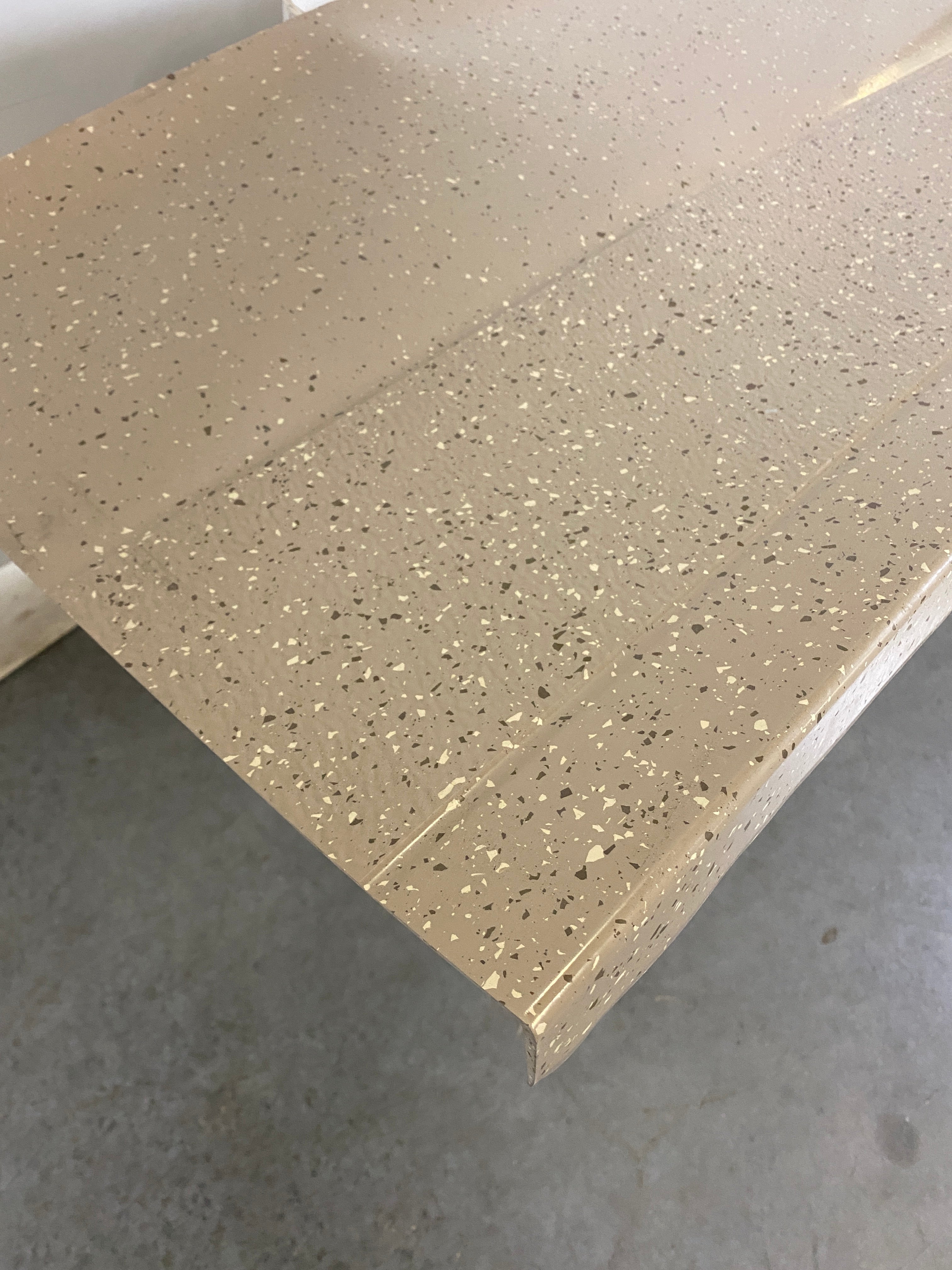 Step-tread with Riser Coverage