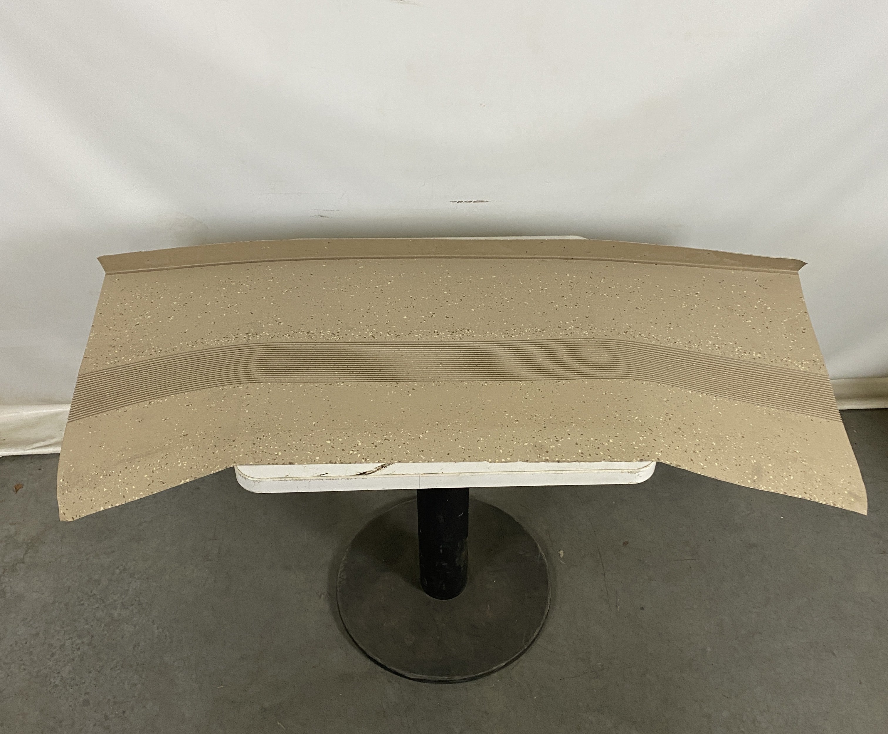 Step-tread with Riser Coverage