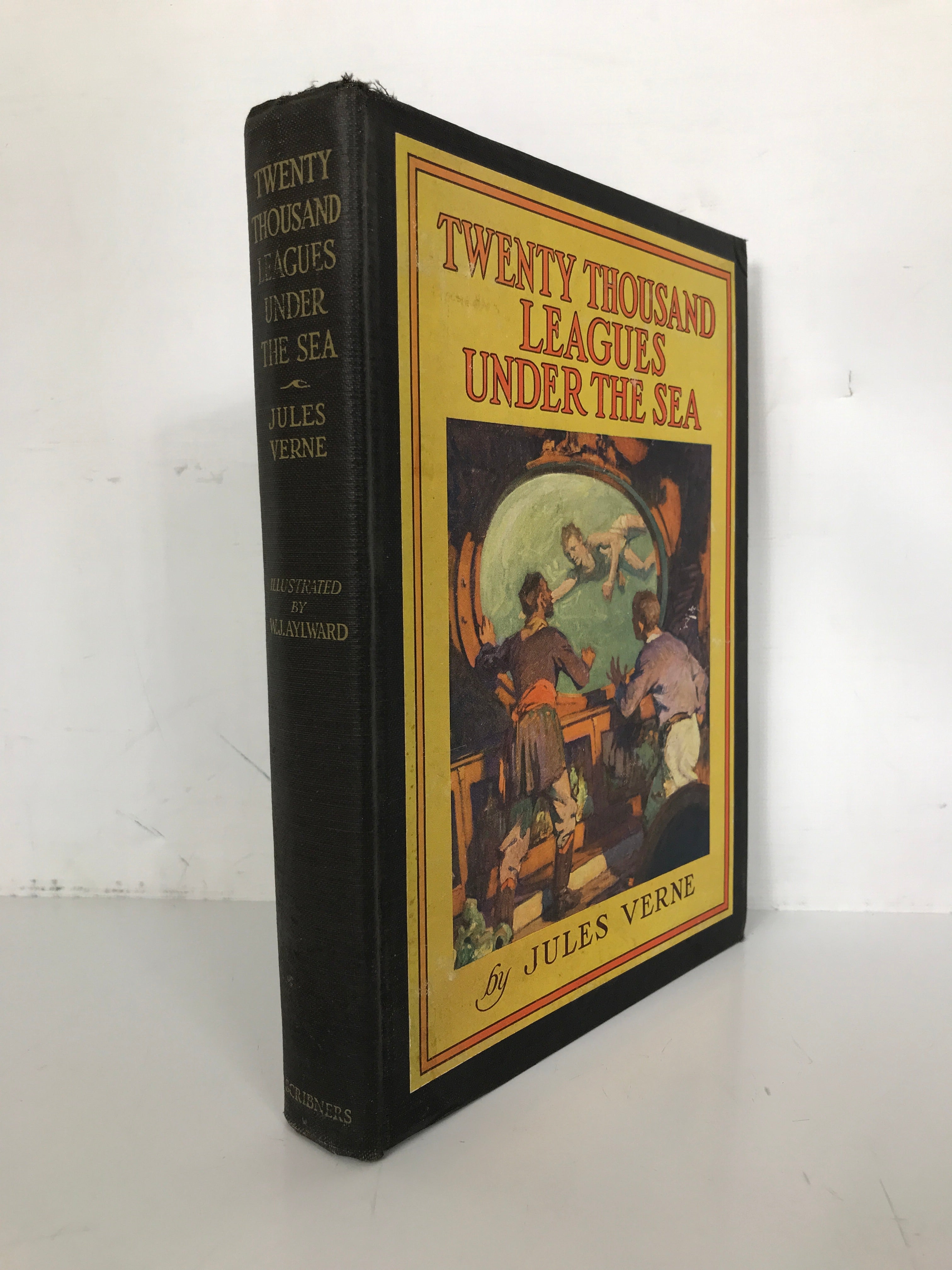 Twenty Thousand Leagues Under the Sea Jules Verne 1954 HC