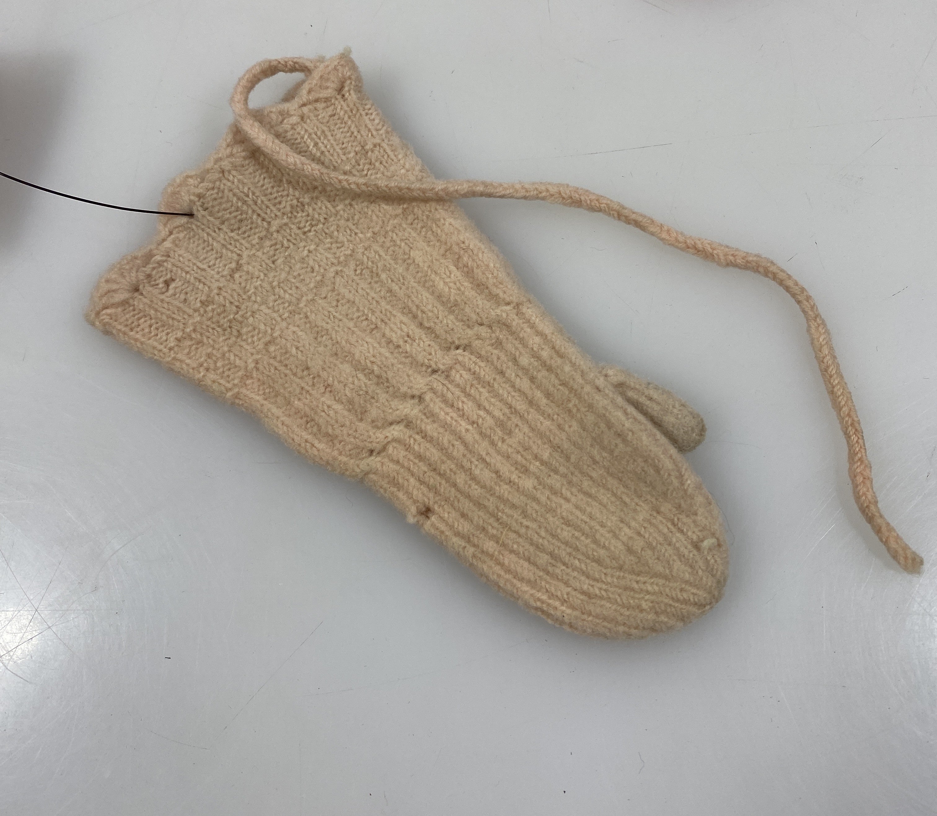 Vintage 1940s Pink Knit Children's Mitten