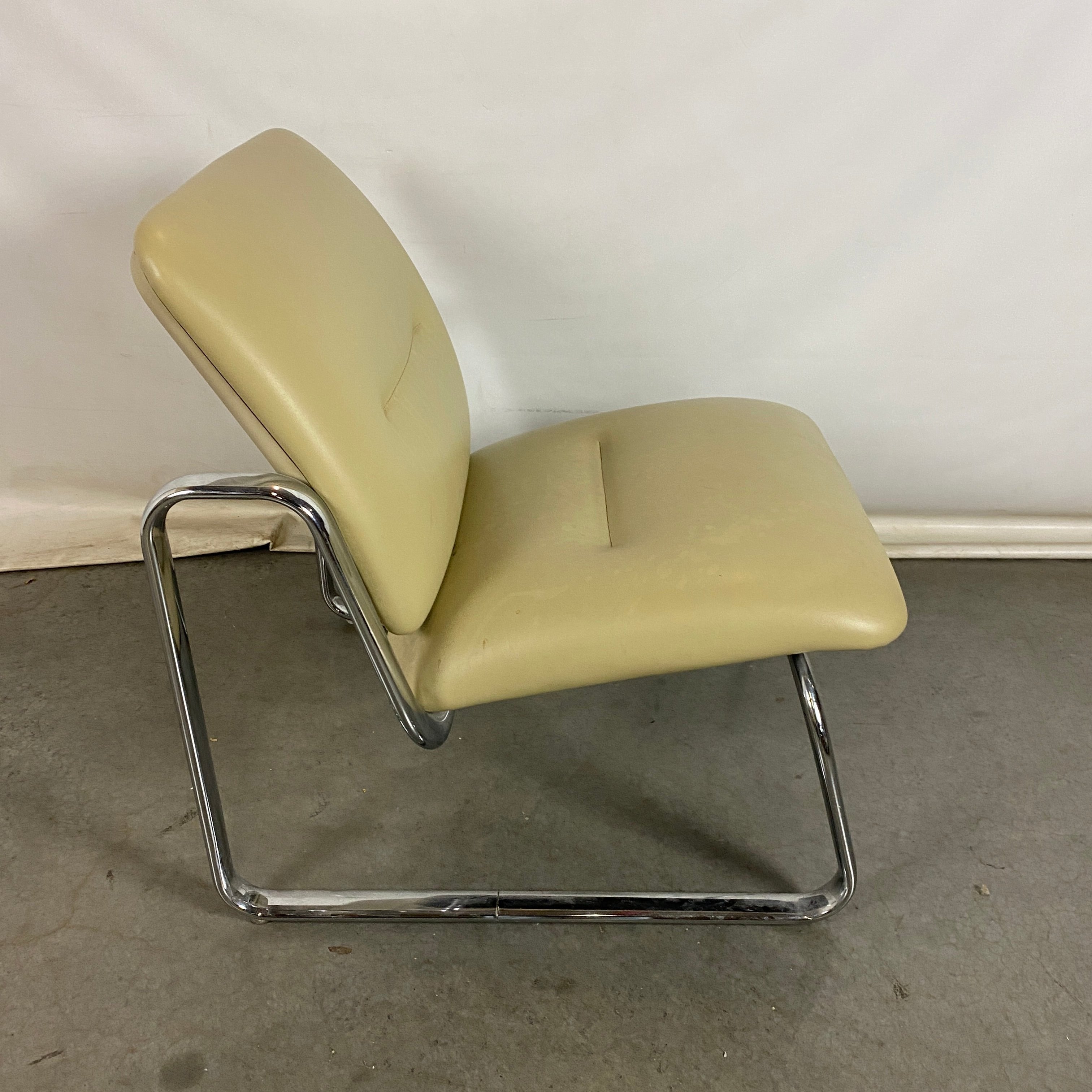 Vintage 1984 Steelcase Chrome Lounge Chair