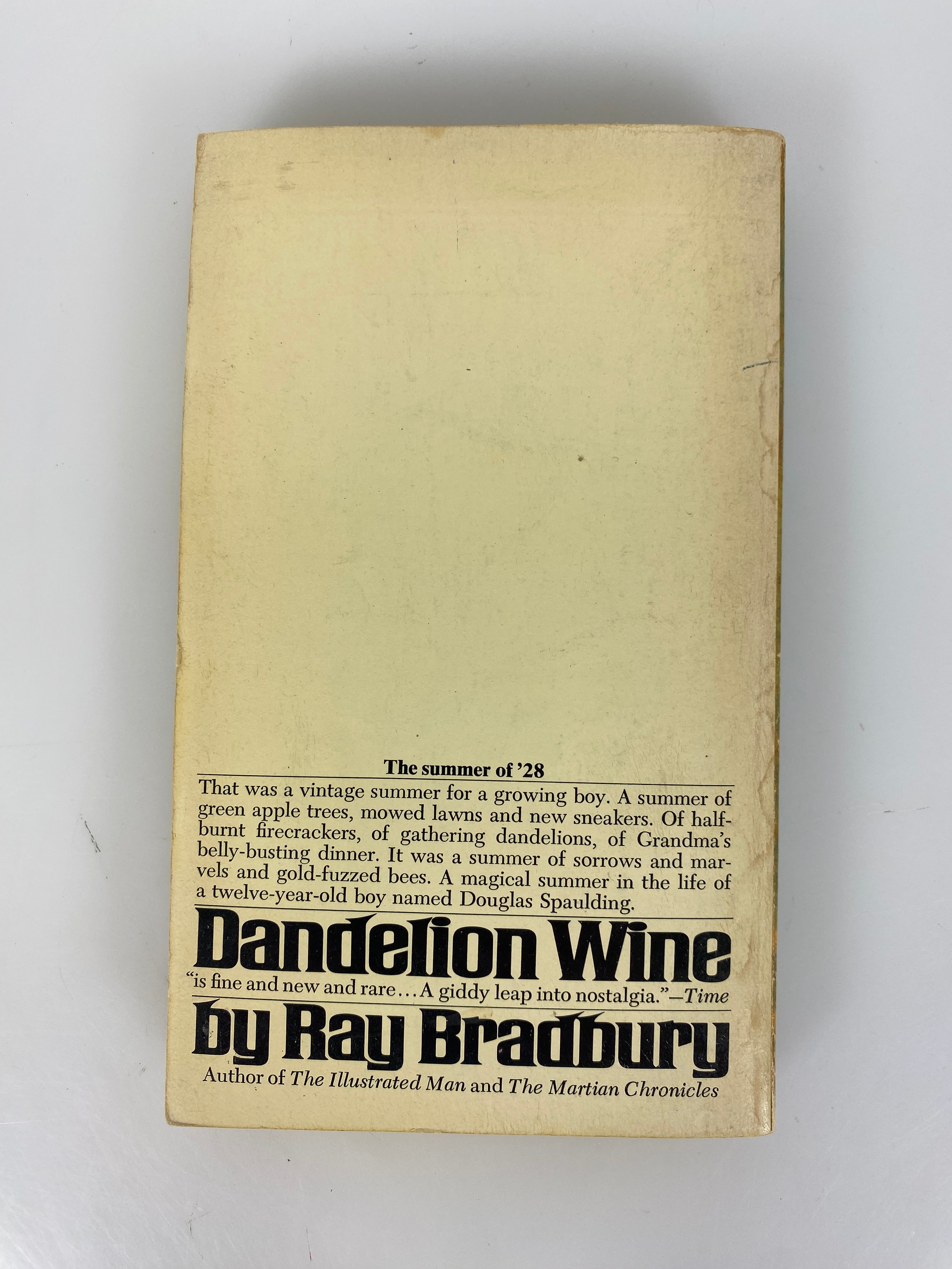 Dandelion Wine Ray Bradbury vintage paperback 1976