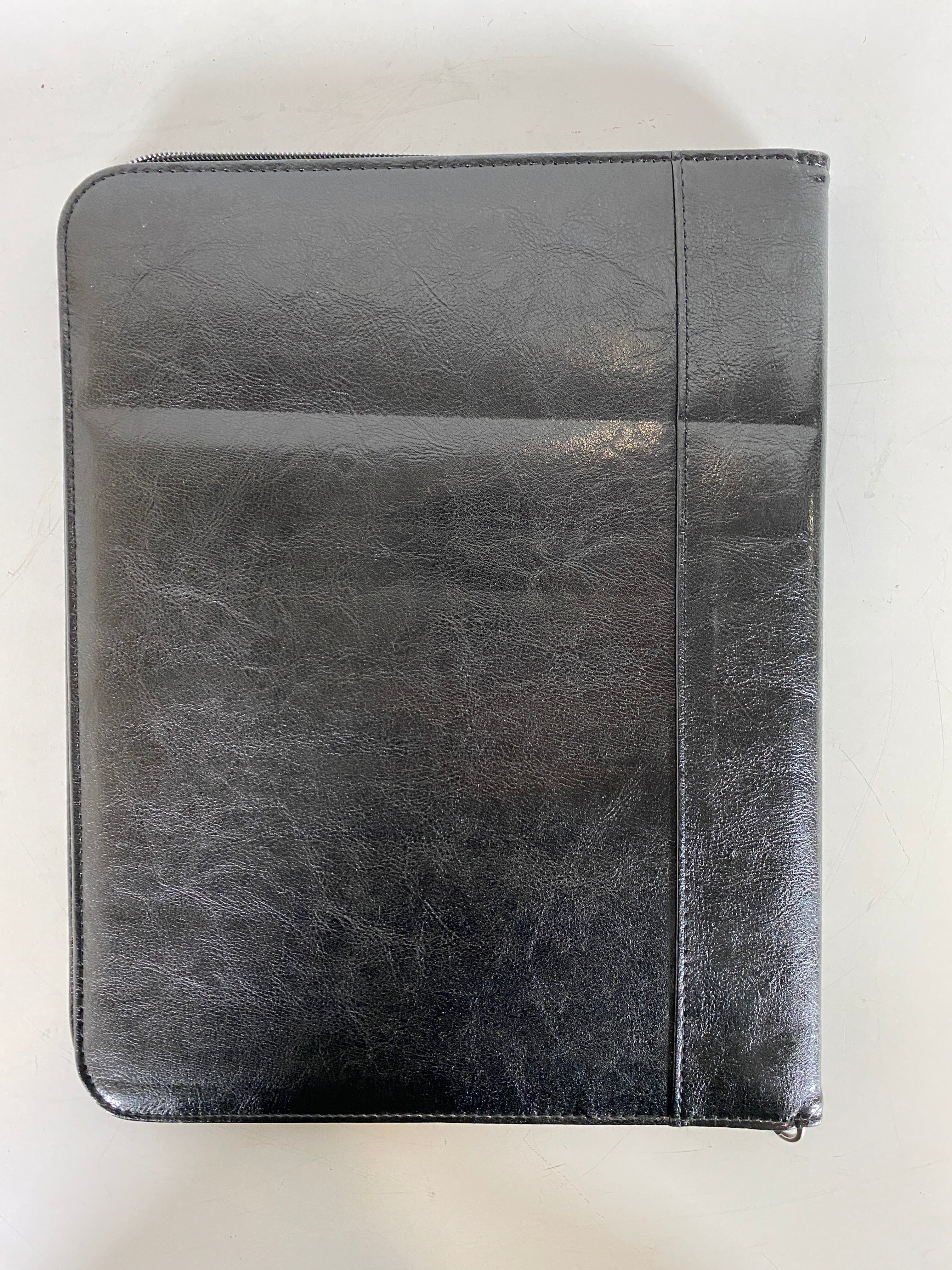 MSU Spartan S Black Portfolio Case