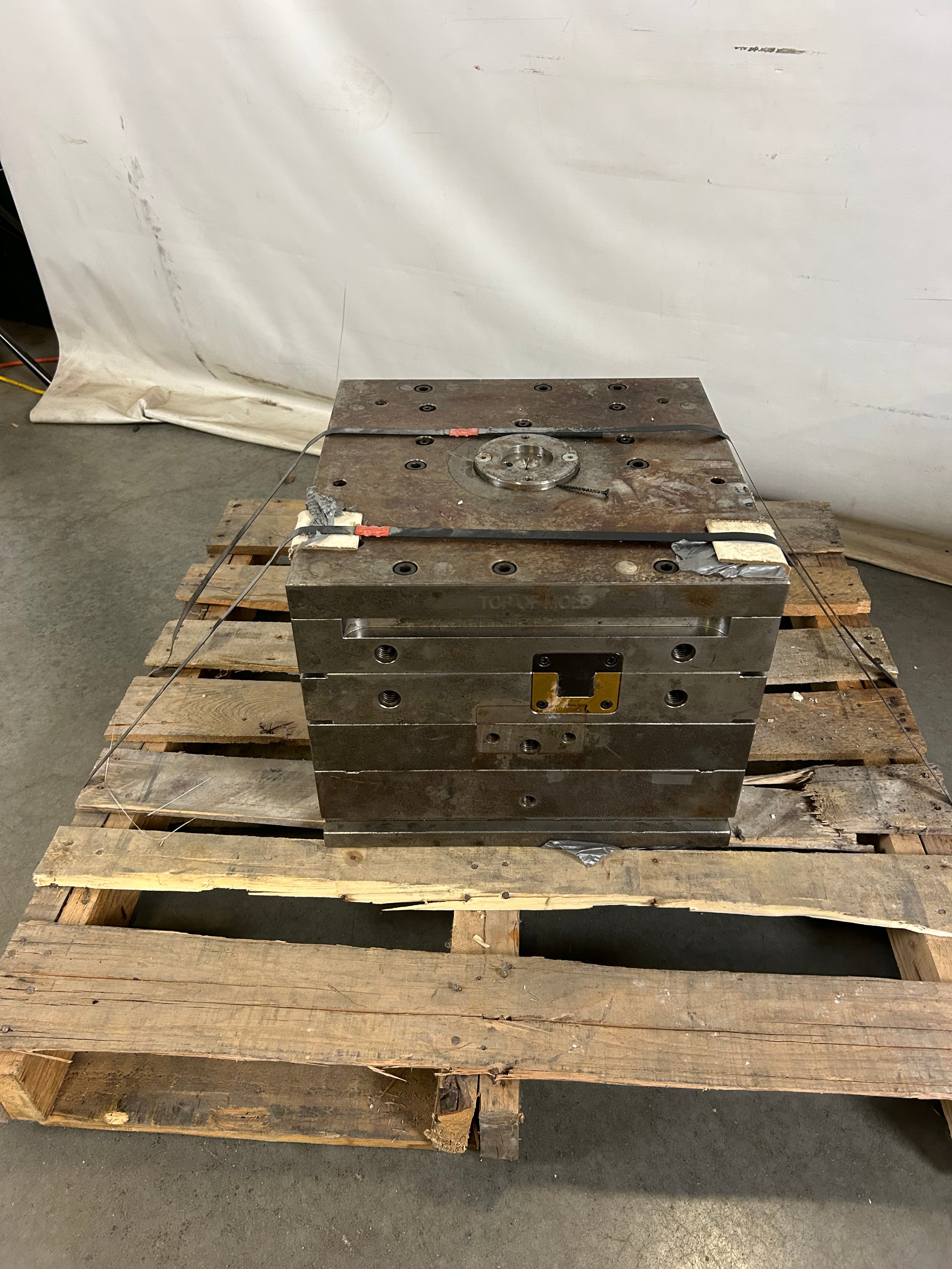 Chevy Bowtie Logo Injection Mold