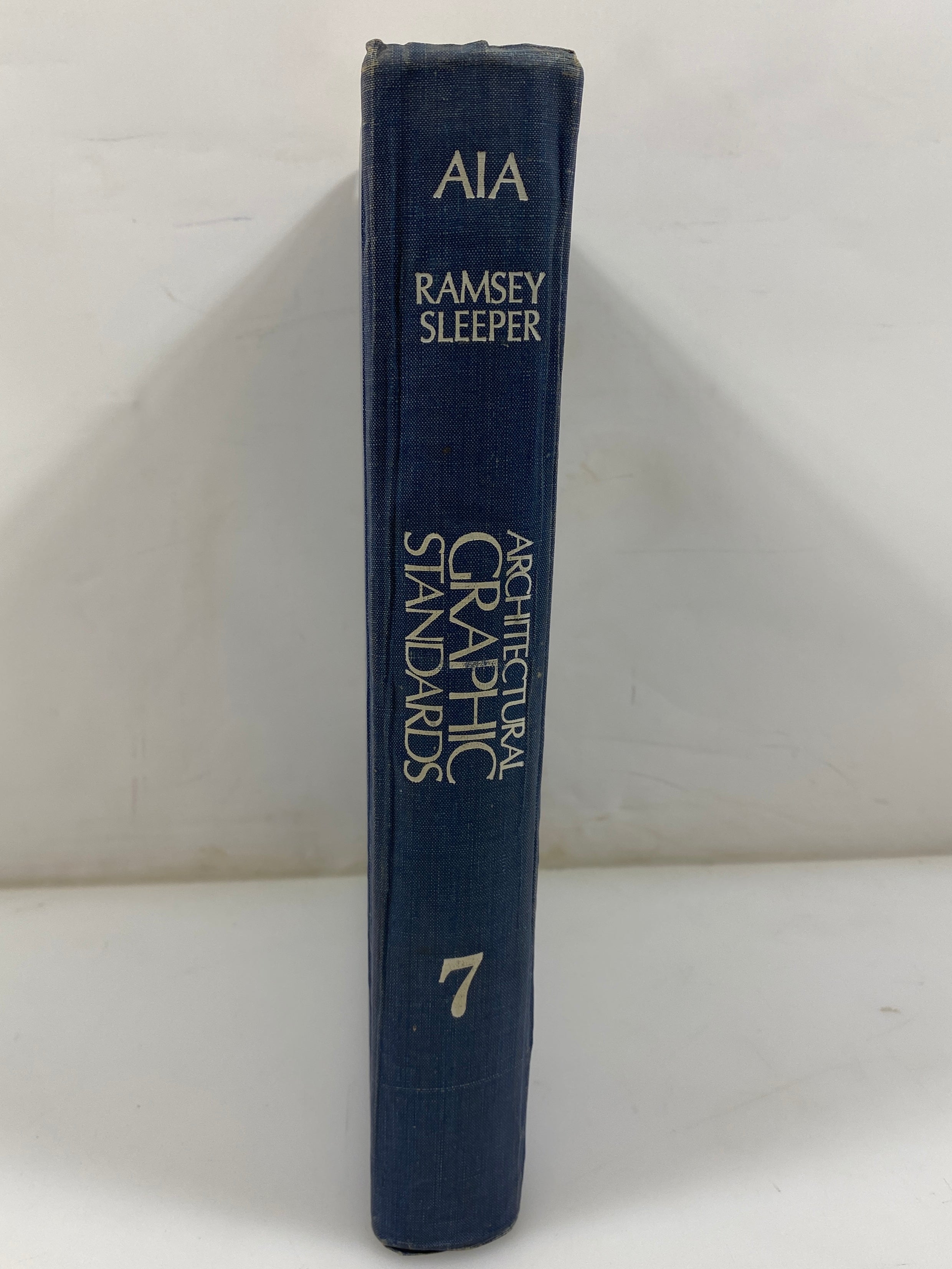 Architectural Graphic Standards by Robert T. Packard 1981 HC