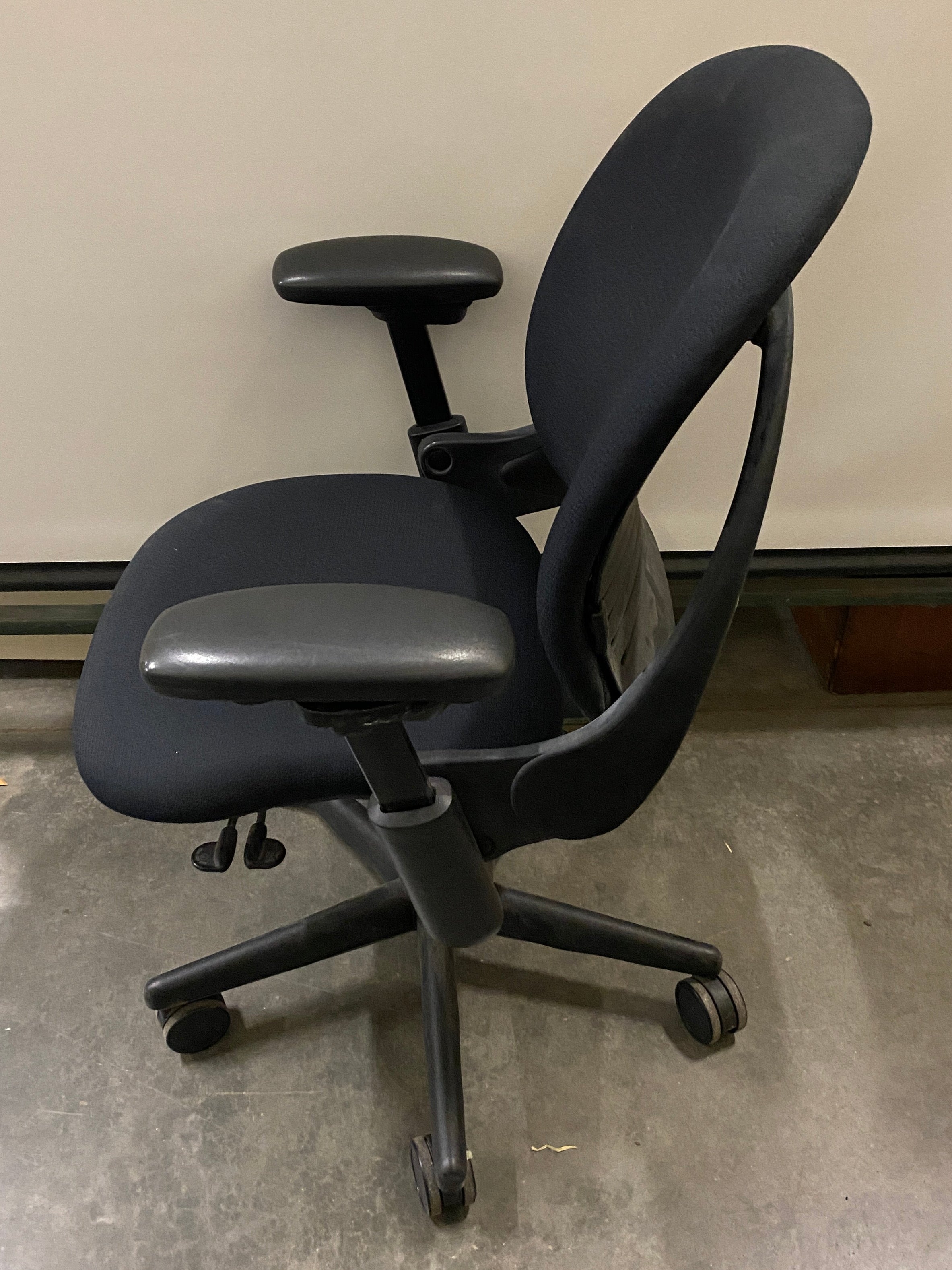 Steelcase #4621210 Black Upholstered Adjustable Office Chair