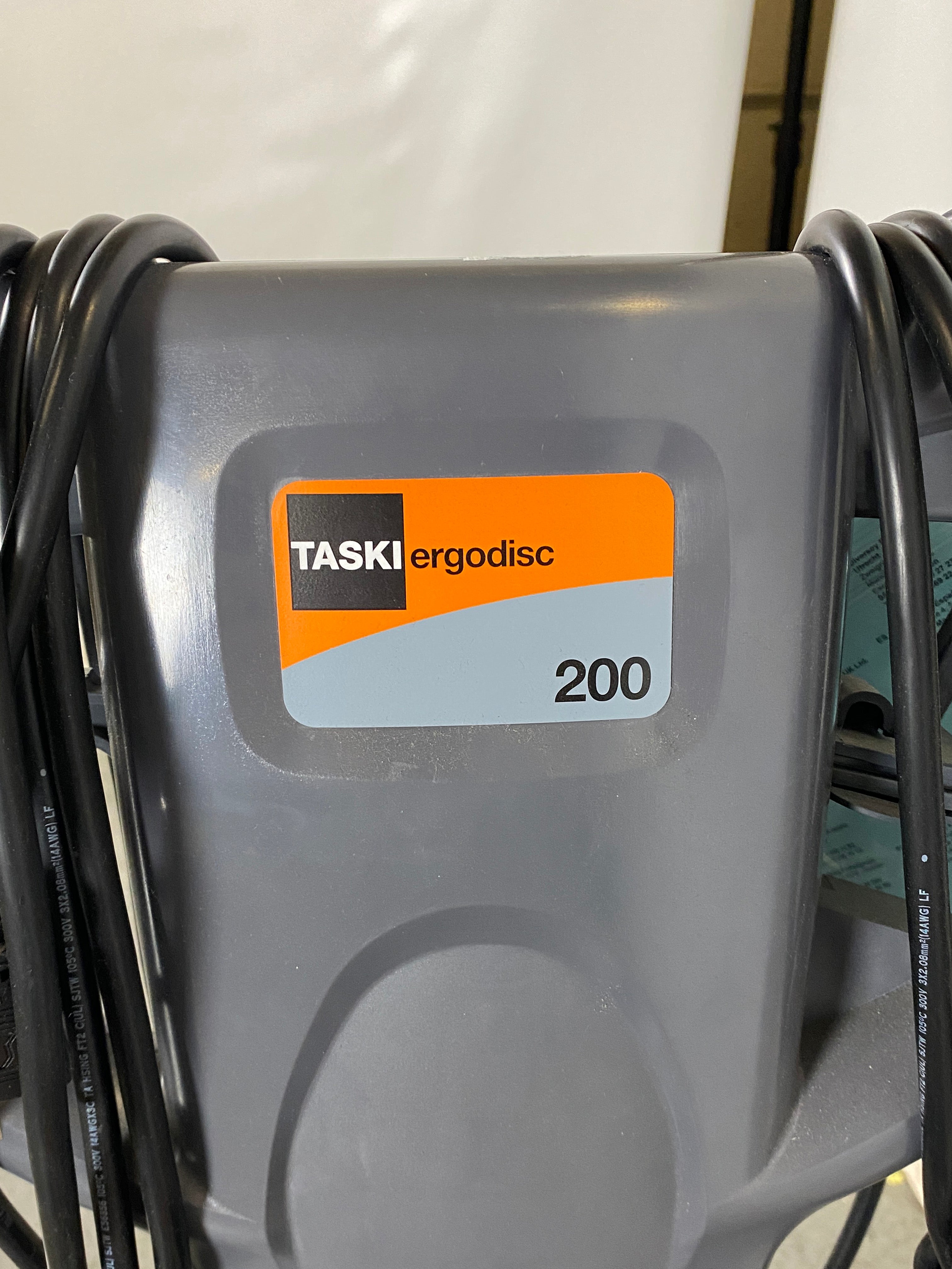 Taski Ergodisc Fg2 200 Carpet Cleaning System