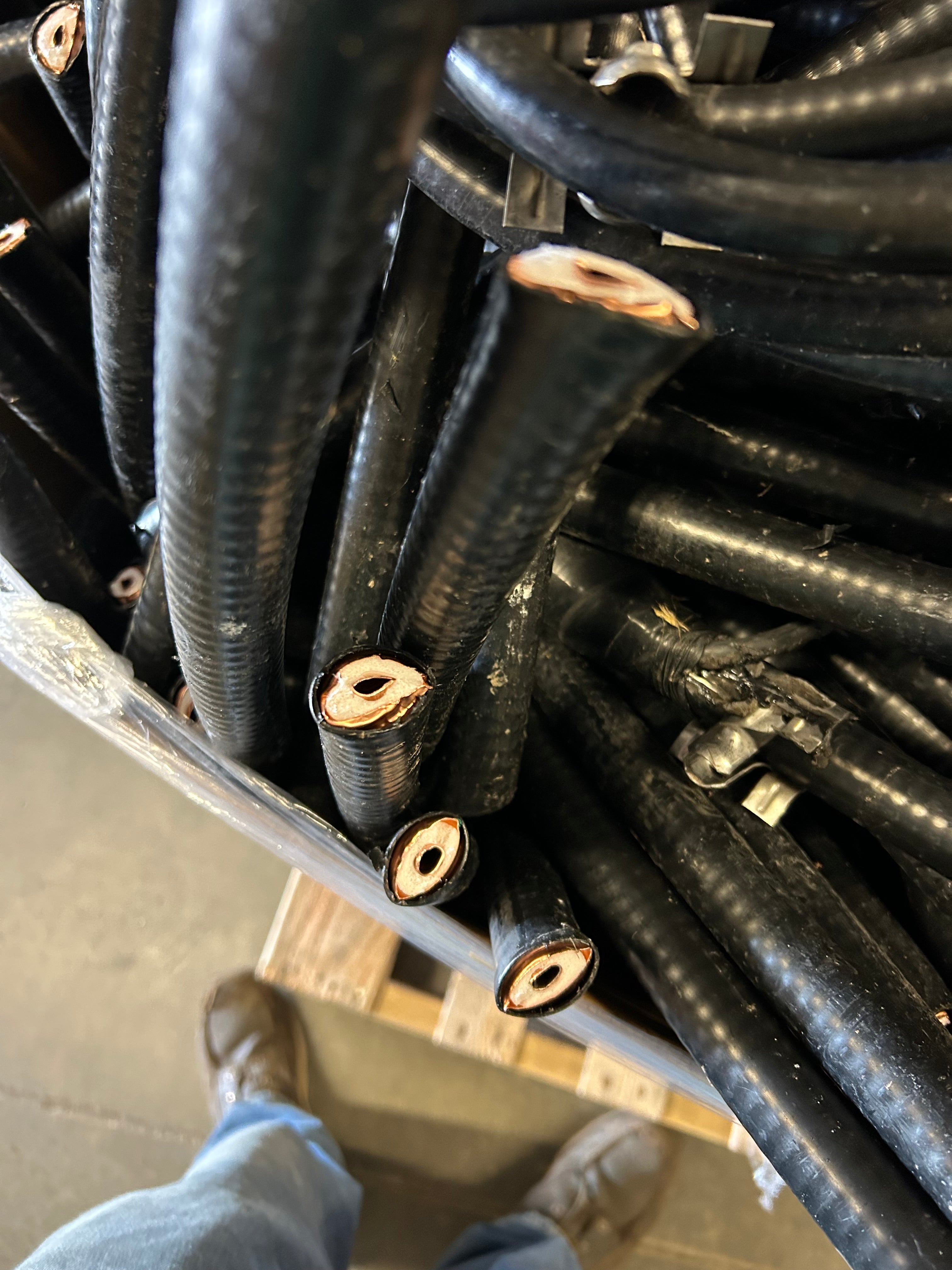 Scrap Bid #663 - 325lbs *Without Container*