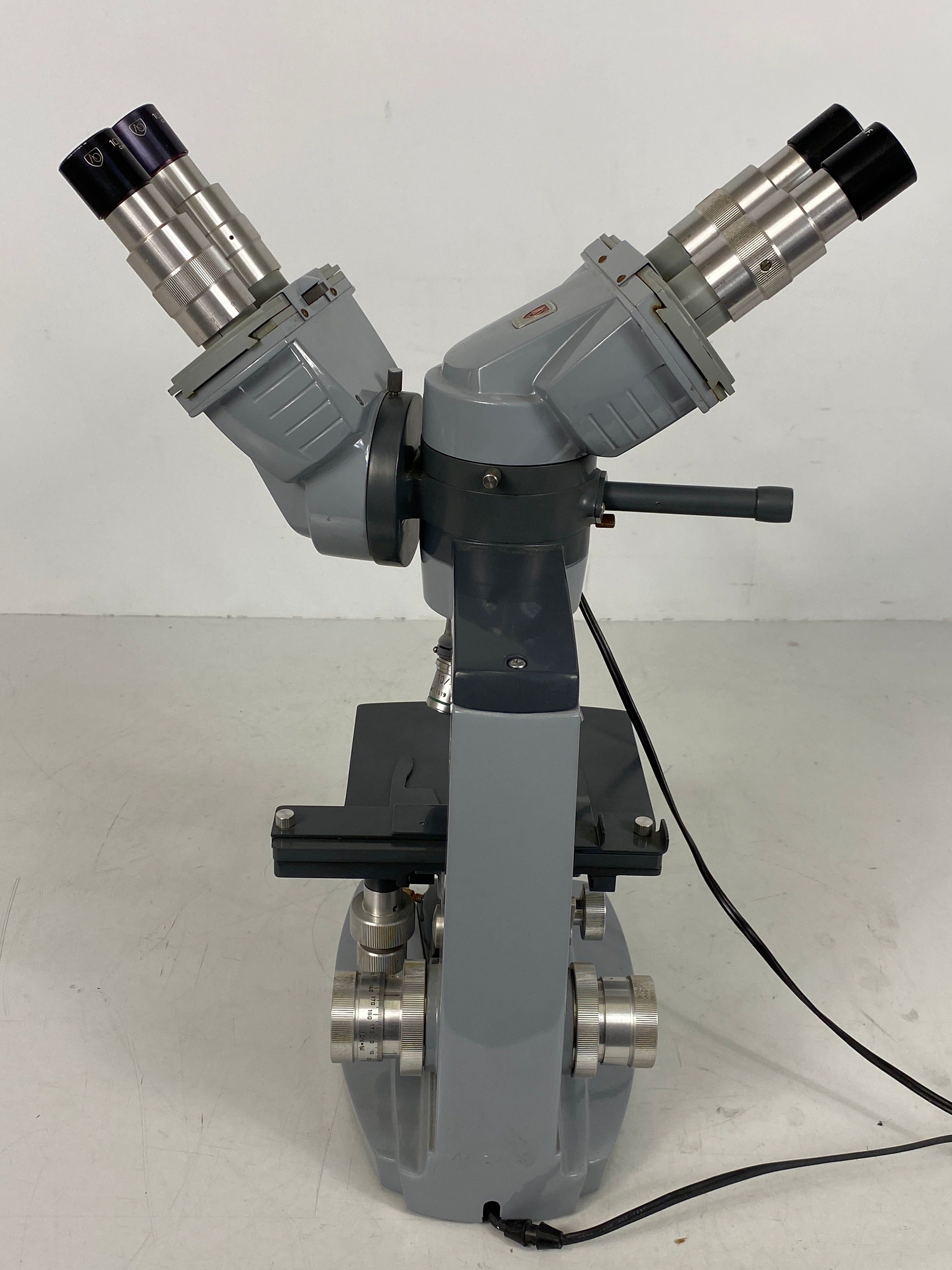 Vintage AO Spencer Model No. 1036A Dual Head Illuminator Microscope with Transformer and 4 Objective Lenses