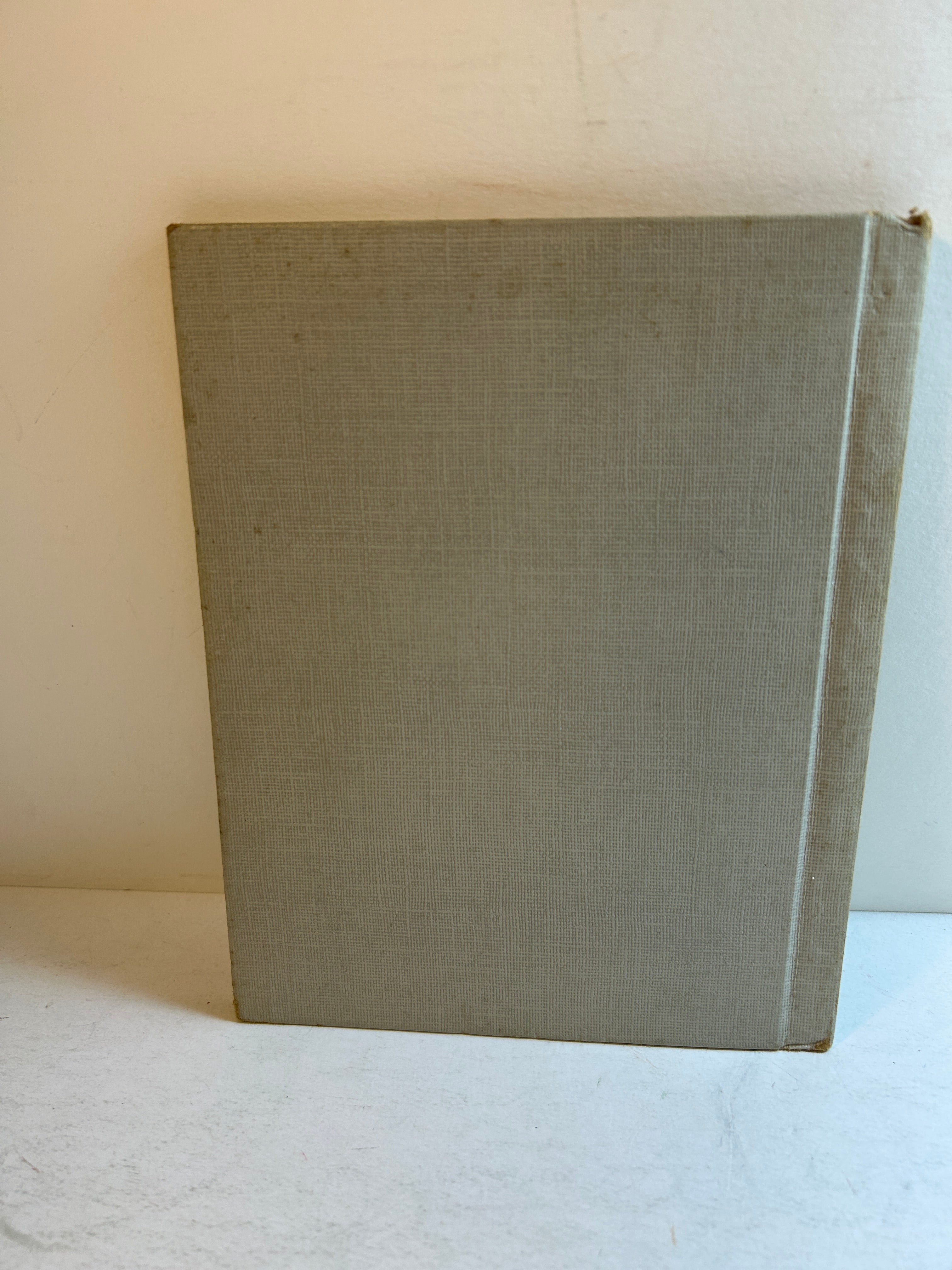 Signed Gertie the Duck by N. Georgiady & L. Romano 8th Printing Follett 1959
