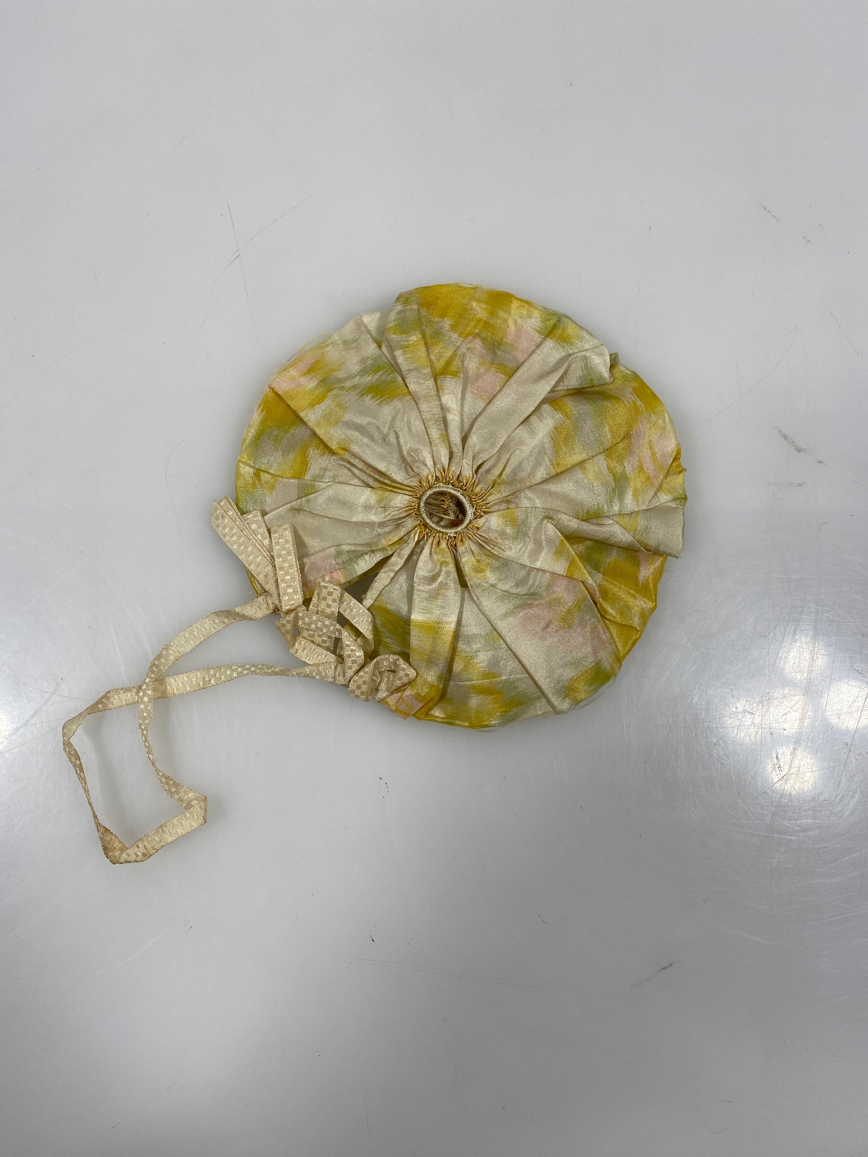 Vintage 1920s Pastel Floral Cloth Yarn Holder