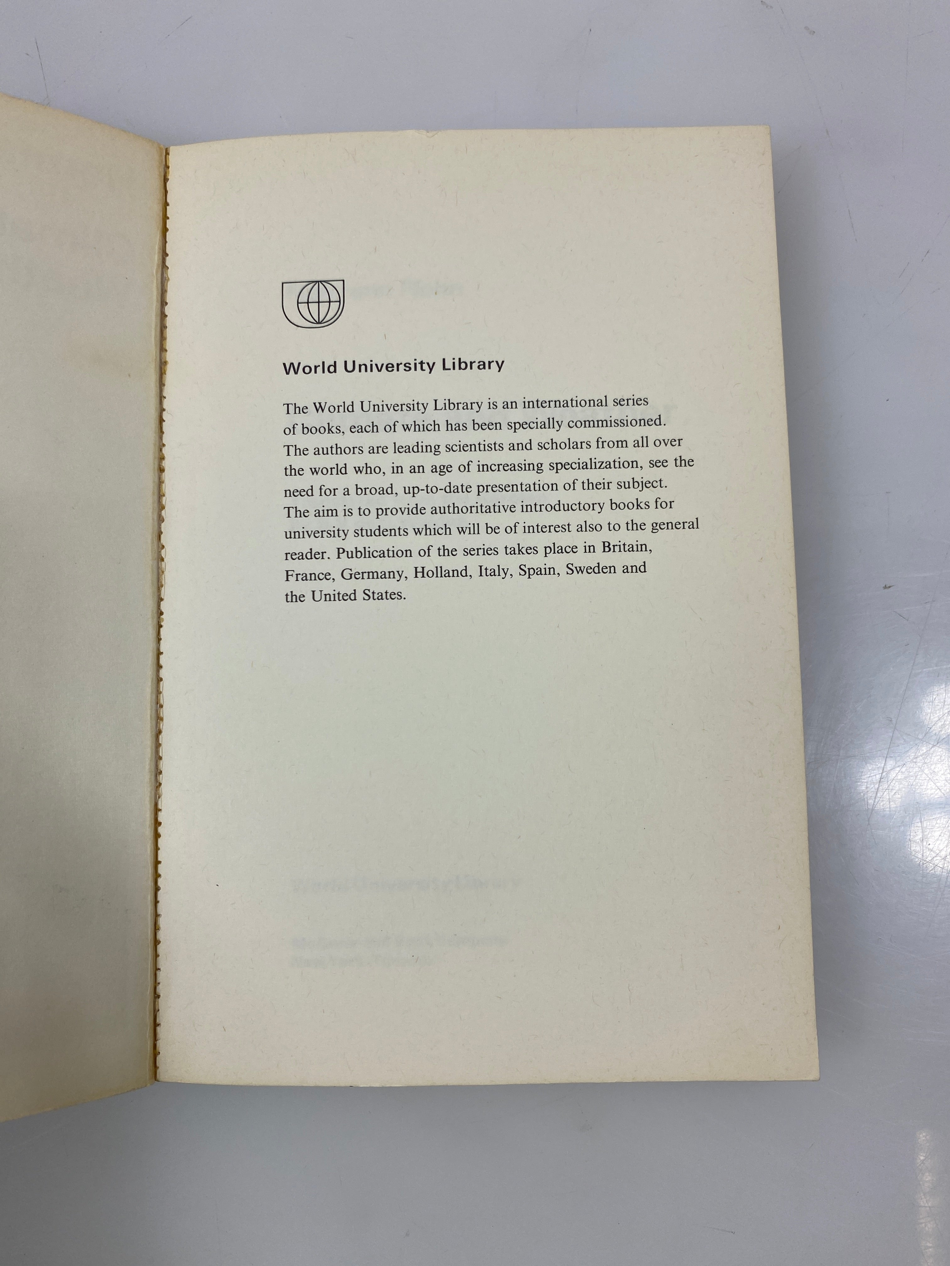 Climate and Weather by Hermann Flohn 1969 SC