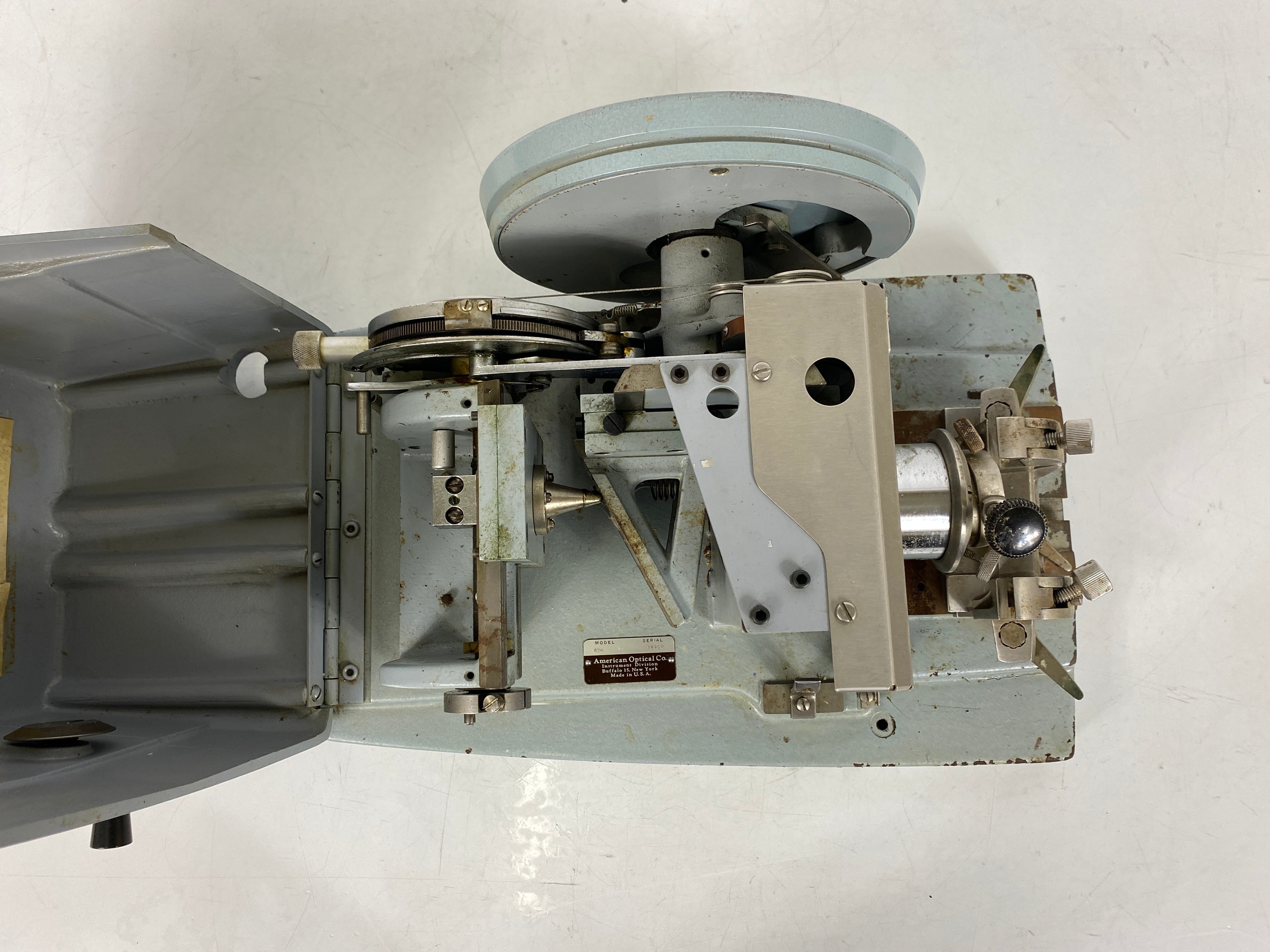 AO Spencer Model 820 Rotary Microtome