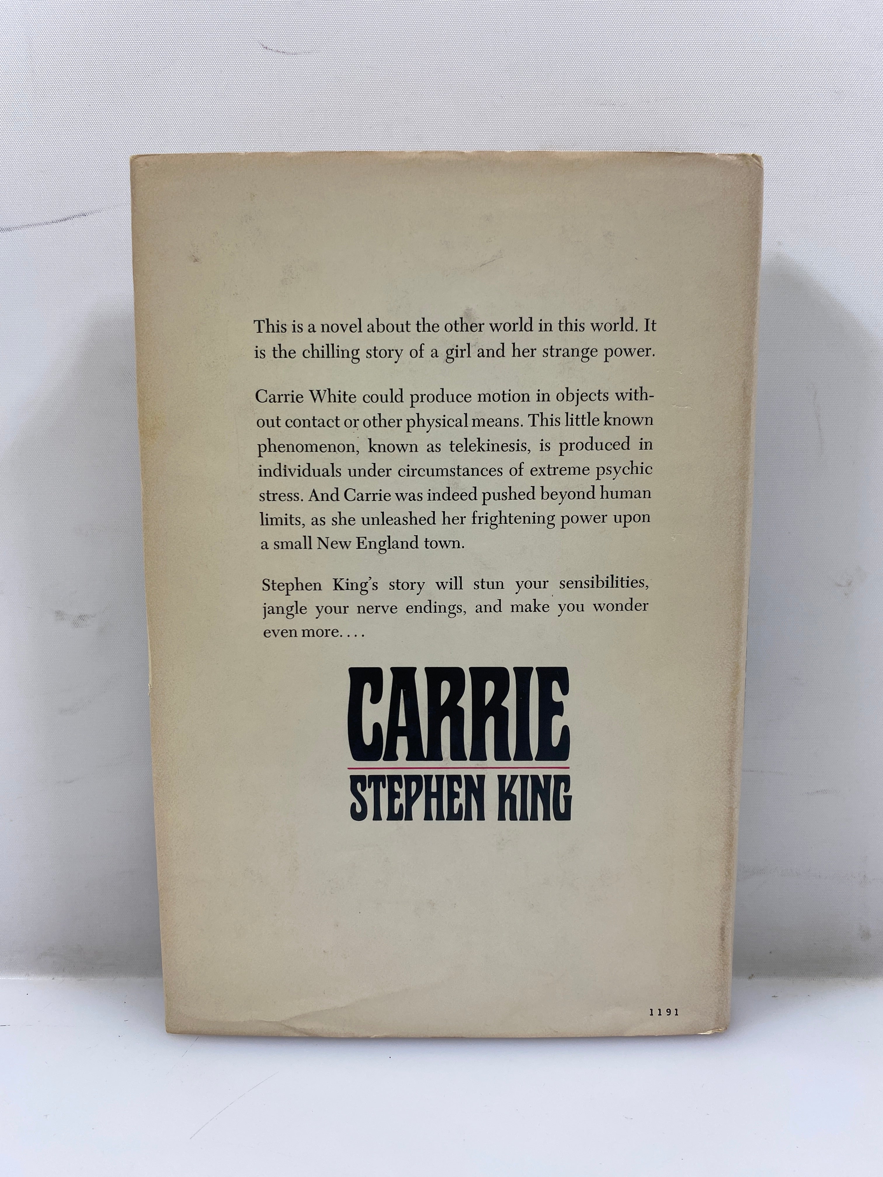Carrie by Stephen King 1974 HCDJ