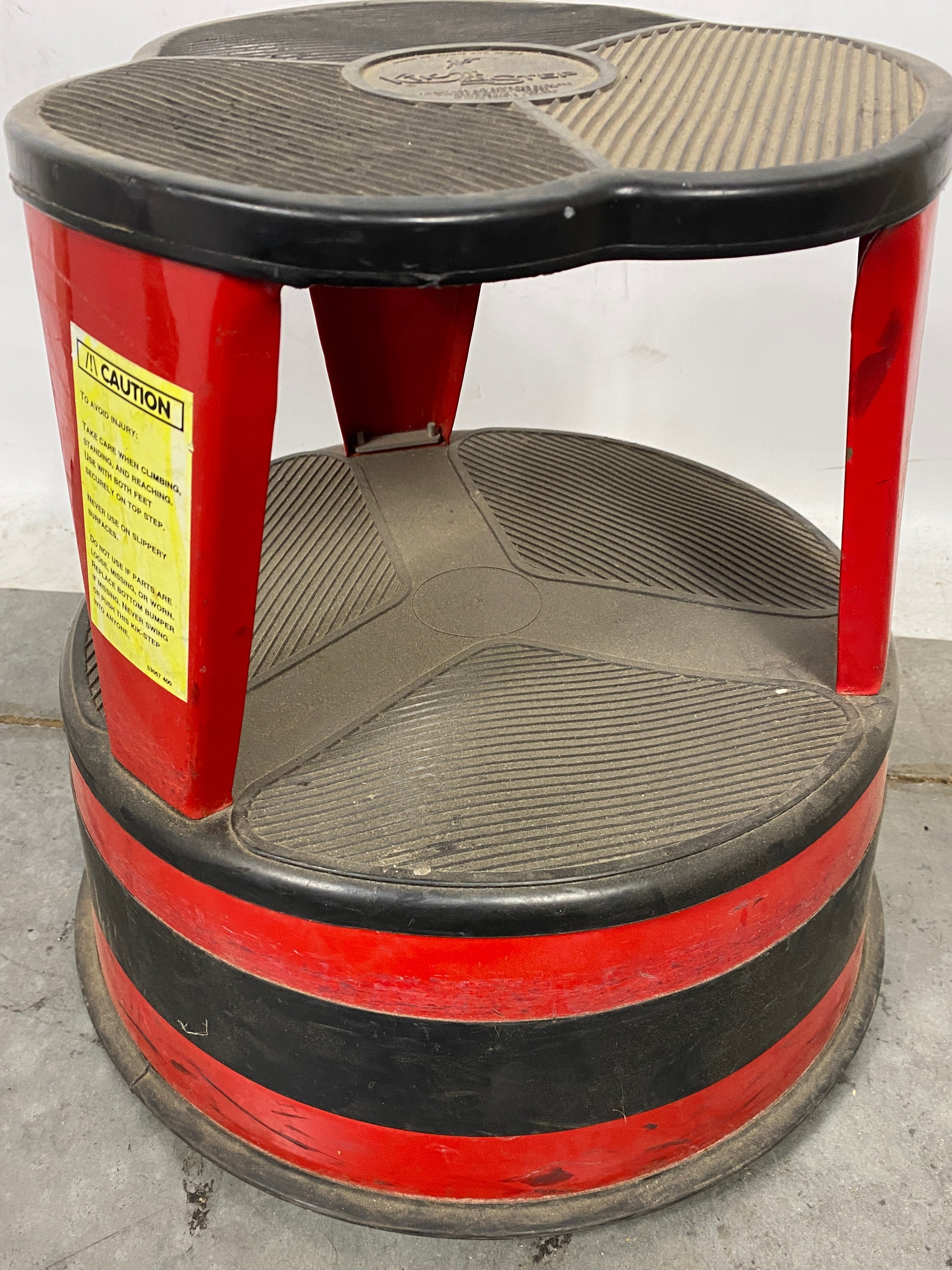 Kikstep Circular Rolling Red Stepping Stool