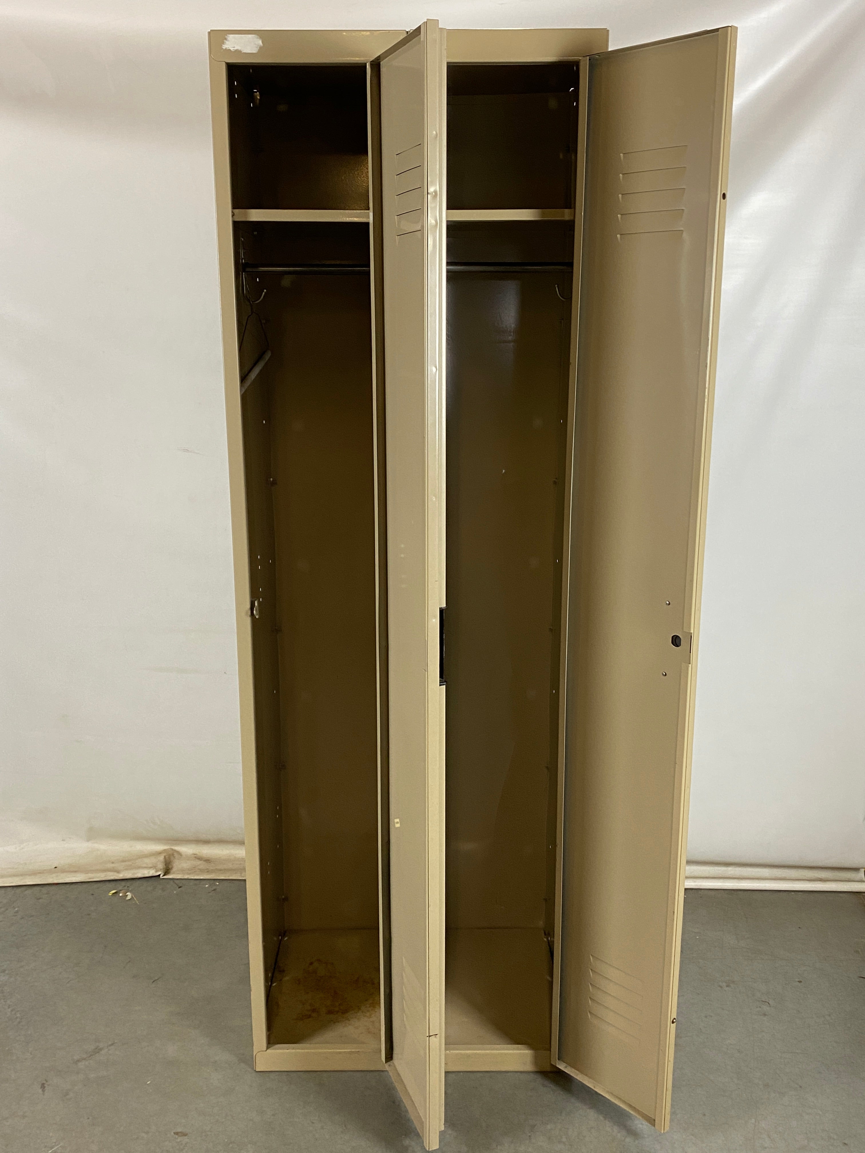 EDSAL Pair of Cream Metal Lockers