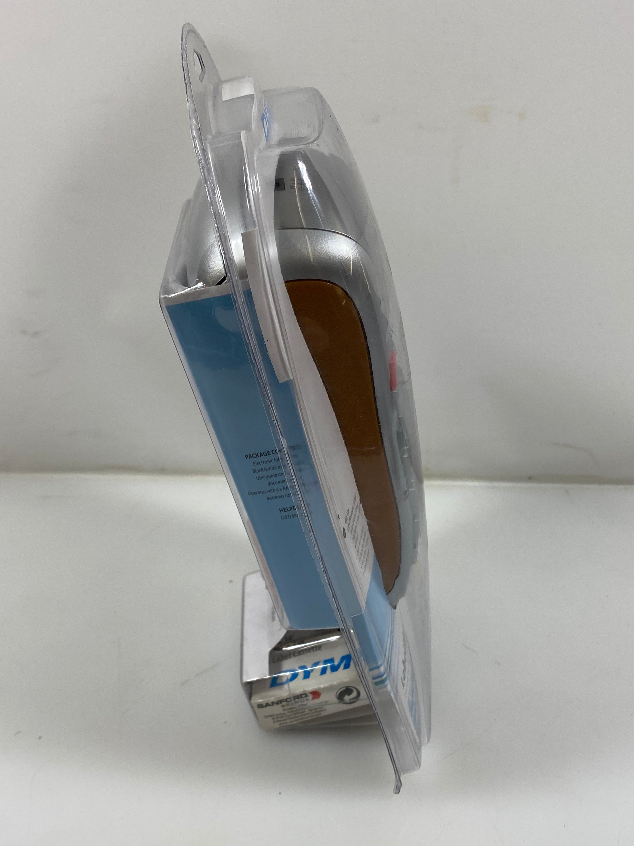 Dymo Label Manager #220P Label Making Kit