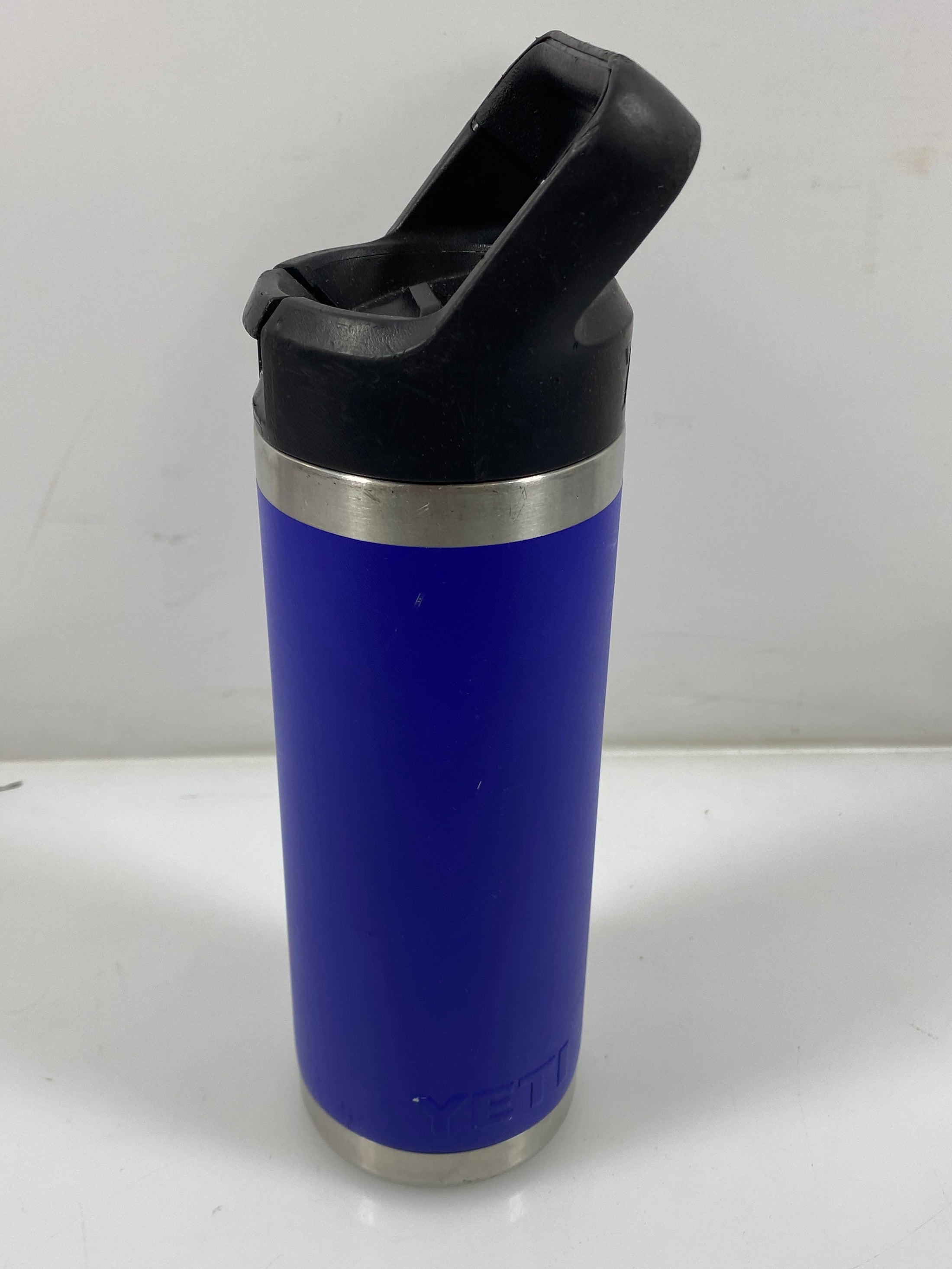 Yeti Blue Rambler Water Bottle 18oz