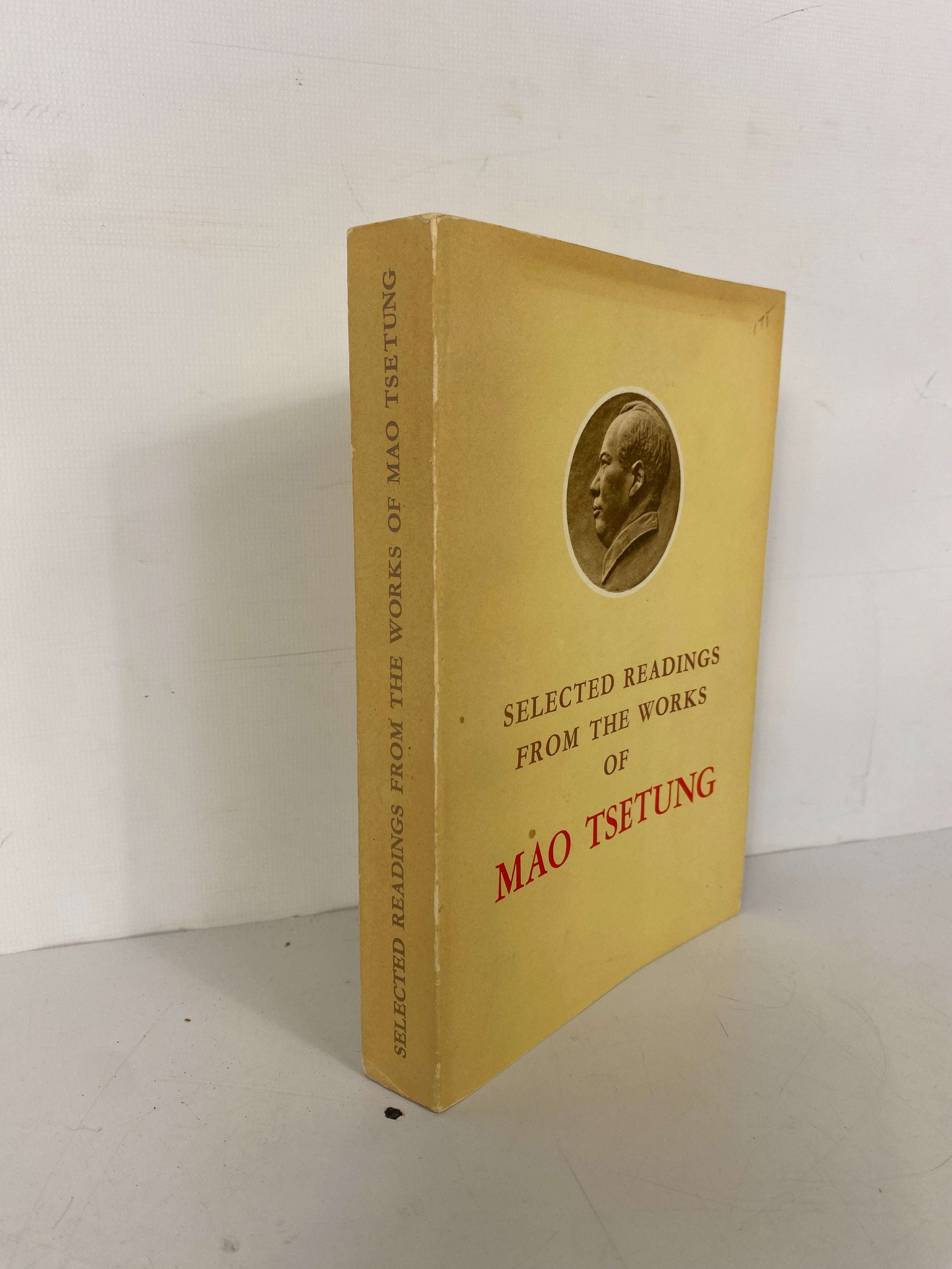 Selected Readings From the Works of Mao Tsetung 1971 First Edition SC