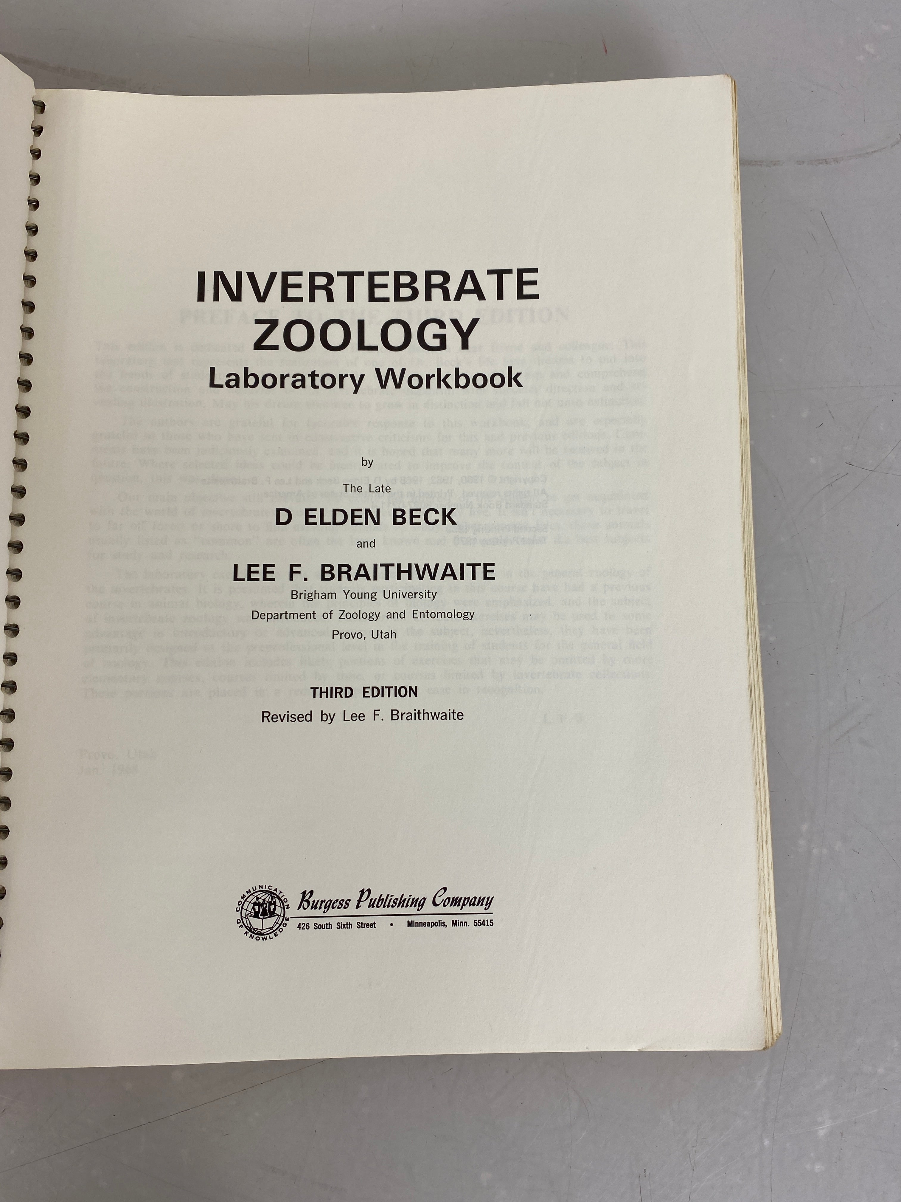 Invertebrate Zoology Laboratory Workbook by Beck and Braithwaite 1970 Spiral