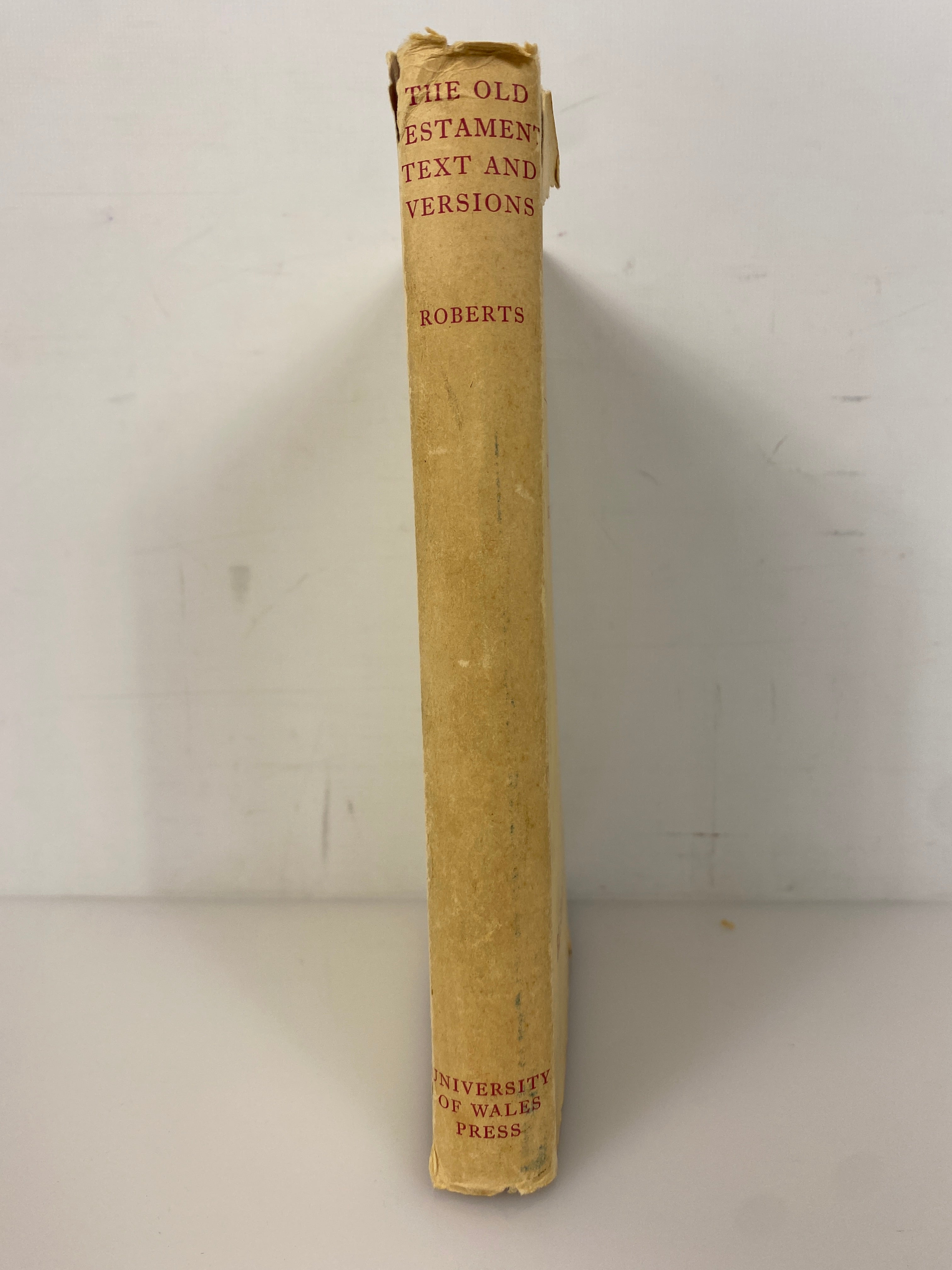 The Old Testament Text and Versions by Bleddyn Roberts 1951 HC DJ