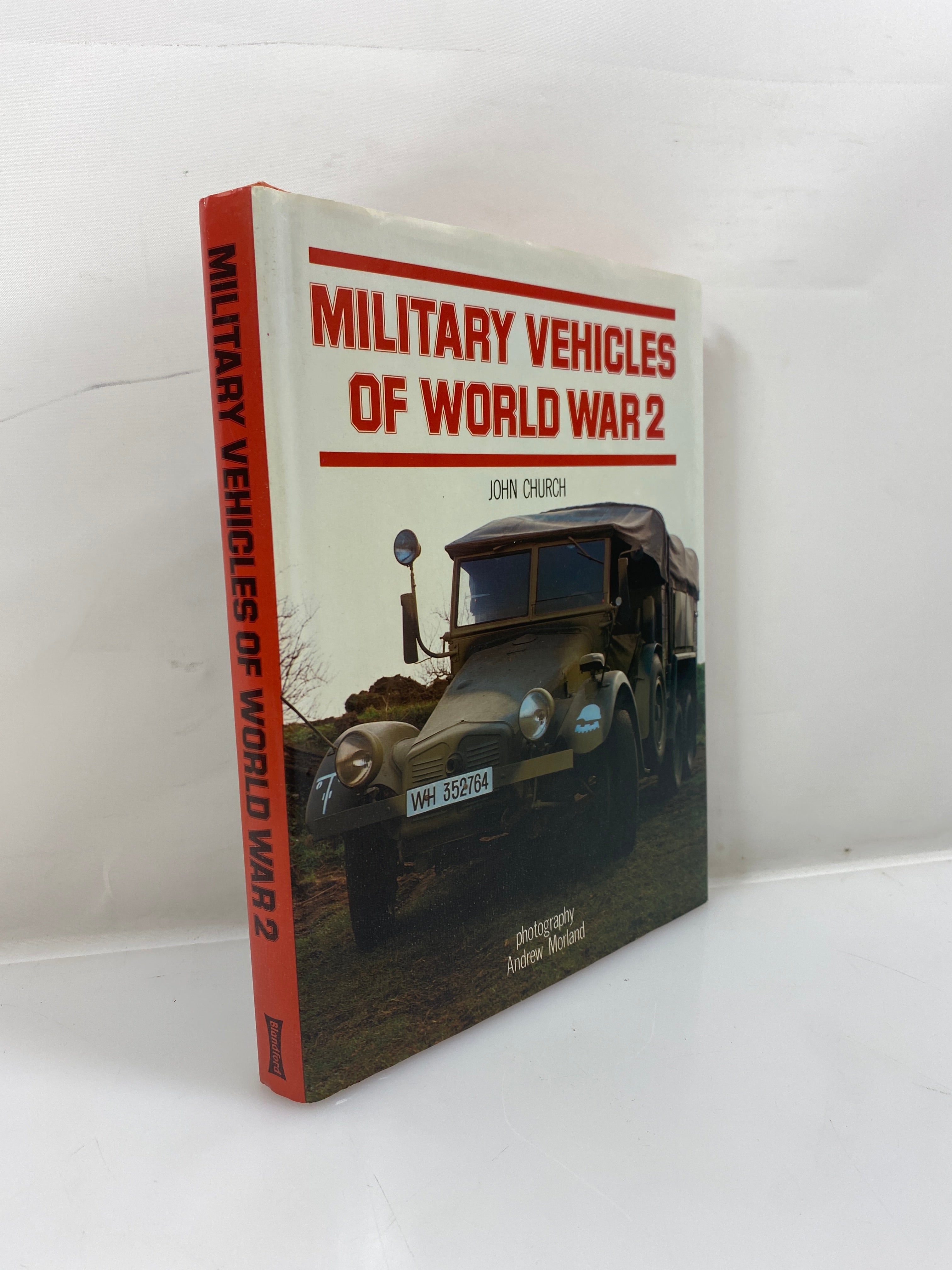 Military Vehicles of World War 2 by Church 1982 HCDJ