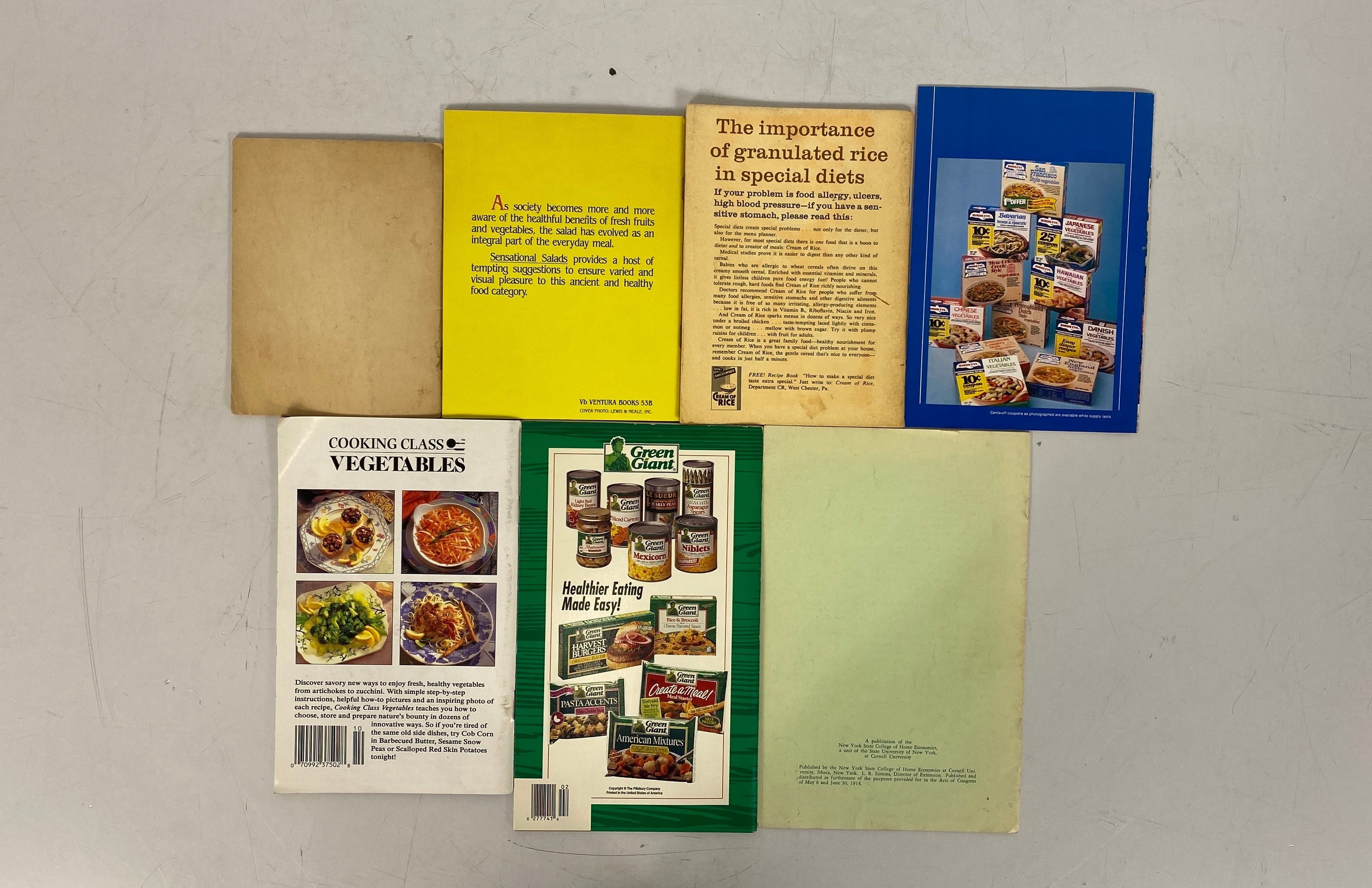 Lot of Vintage Salad & Vegetable Recipe Books incl B in B Mushrooms/Green Giant