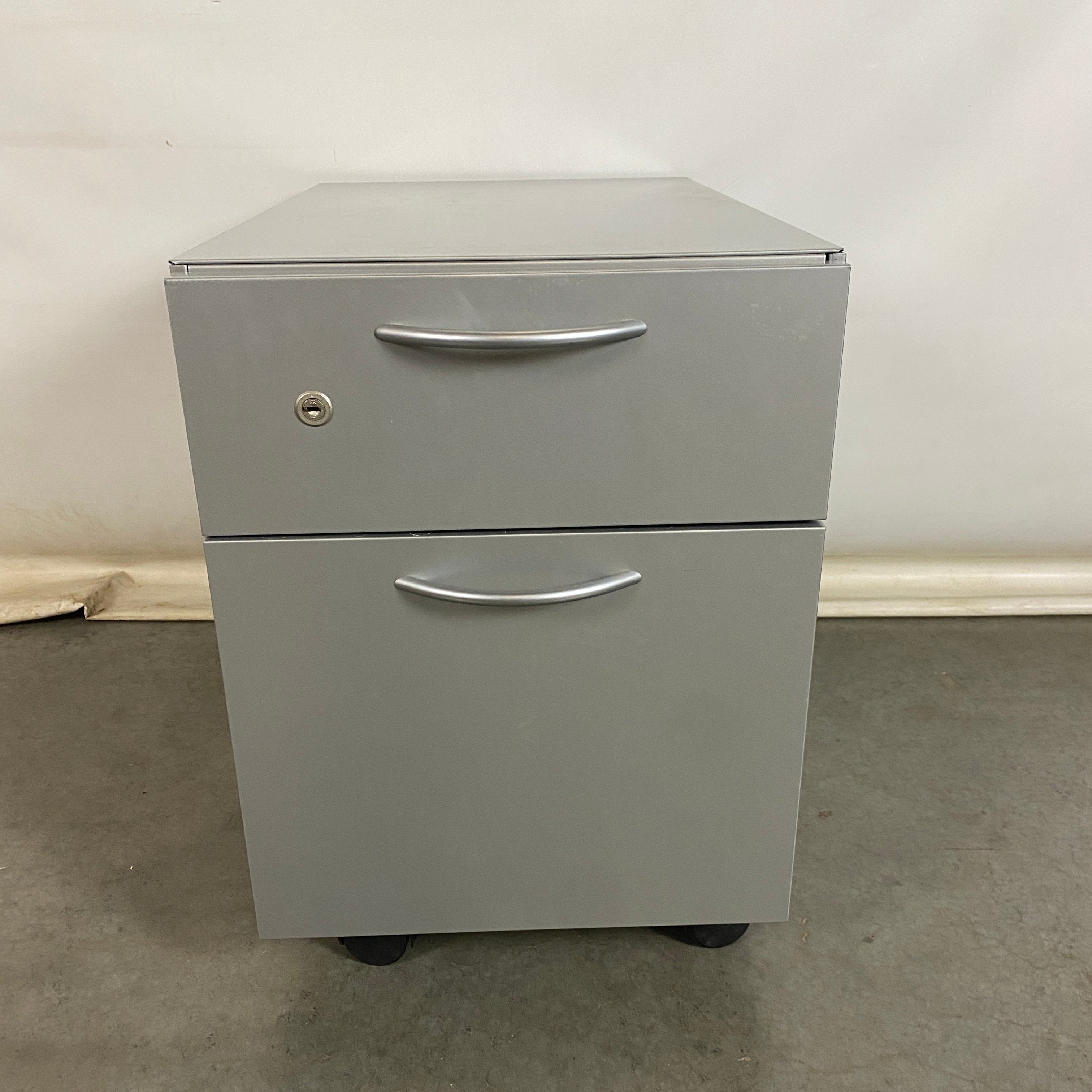 Steelcase #RPM2421CP Grey Rolling Filing Cabinet