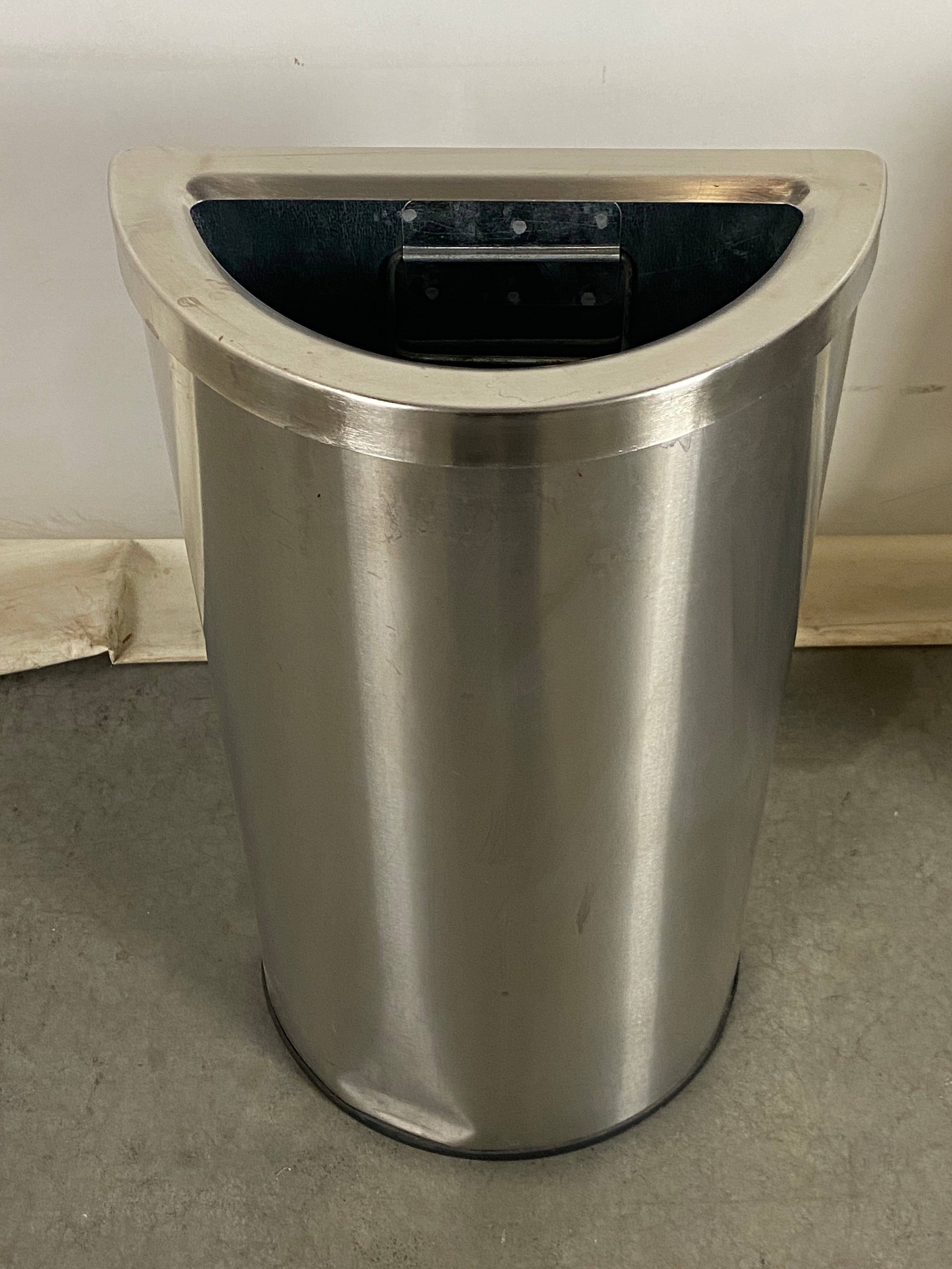 Commercial Zone Stainless Half Moon 8 Gallon Trash Can