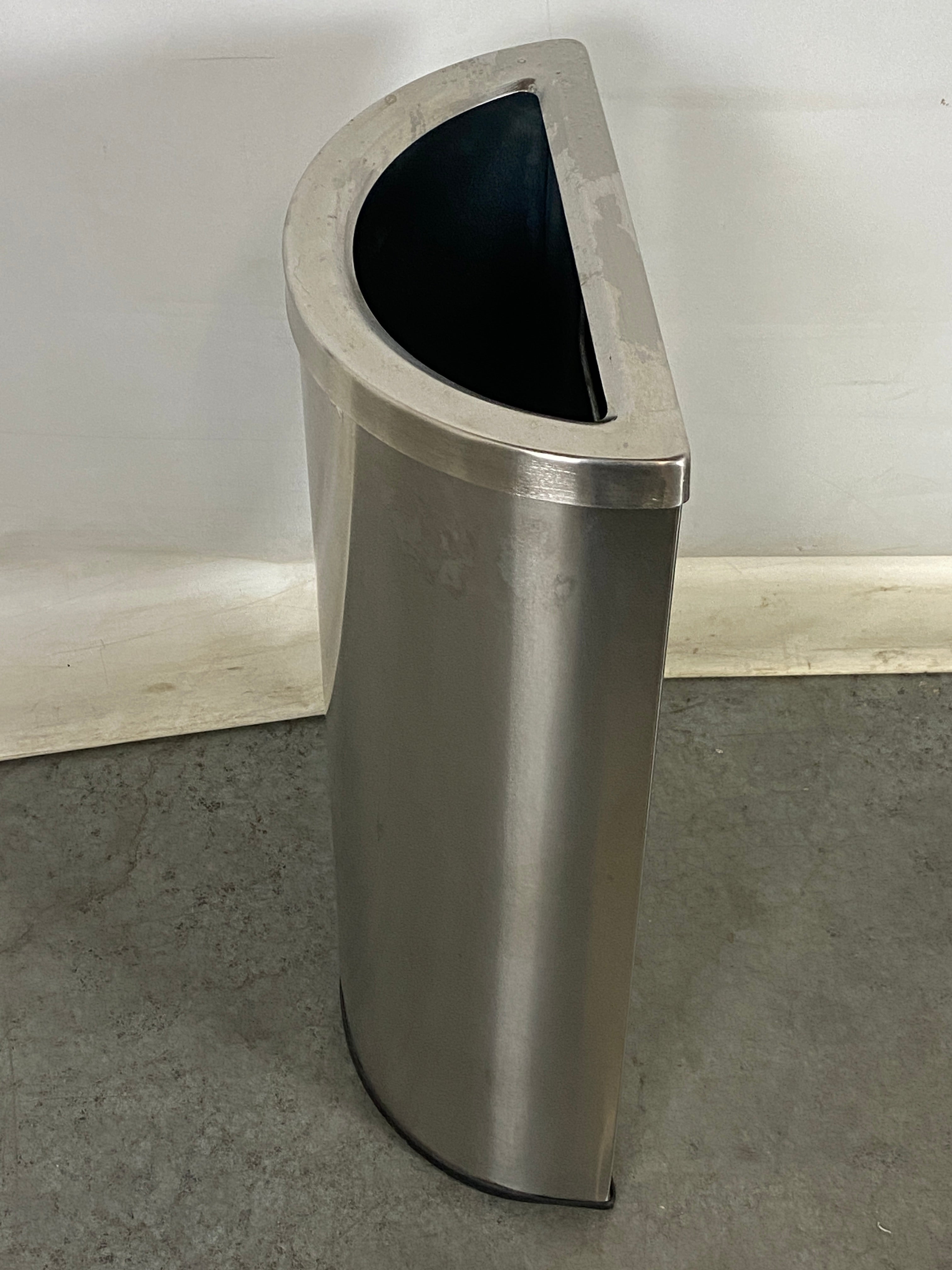 Commercial Zone Stainless Half Moon 8 Gallon Trash Can