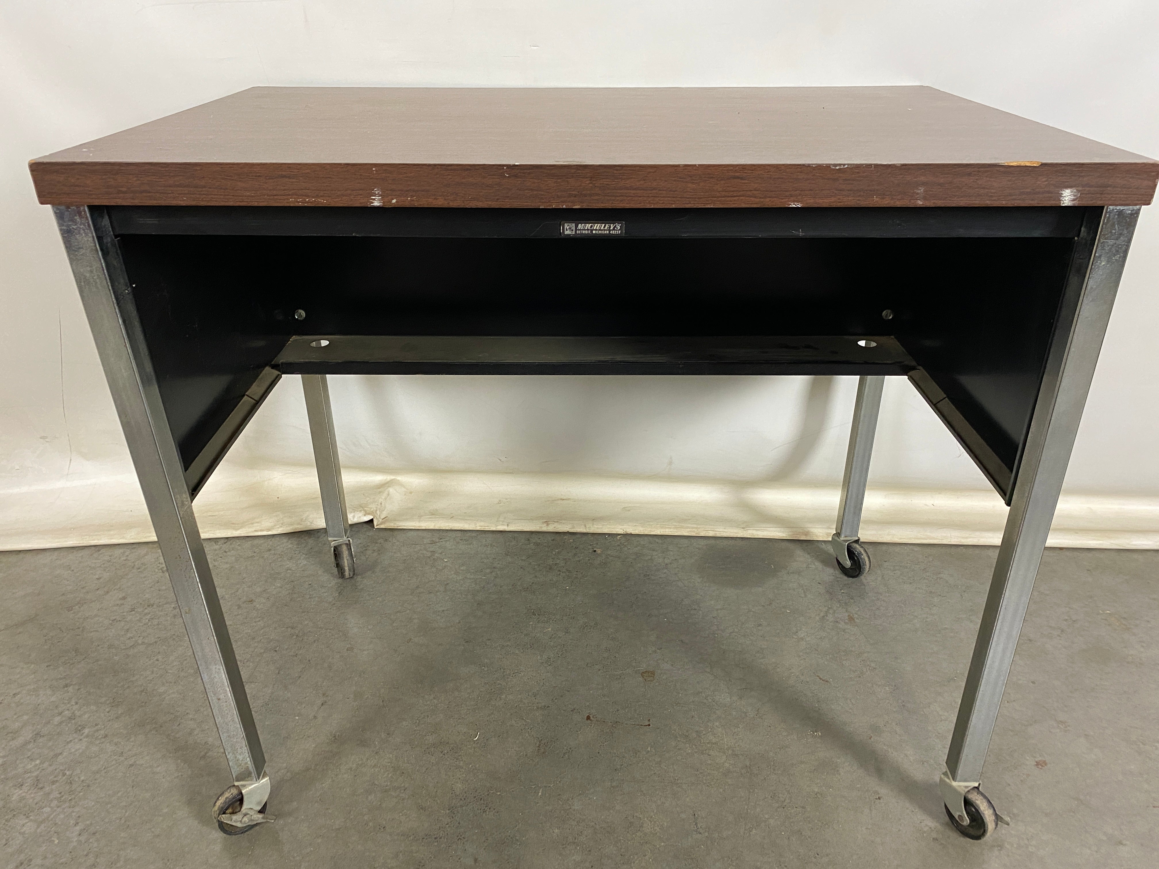 Macauley's Mobile Woodgrain Laminate Desk