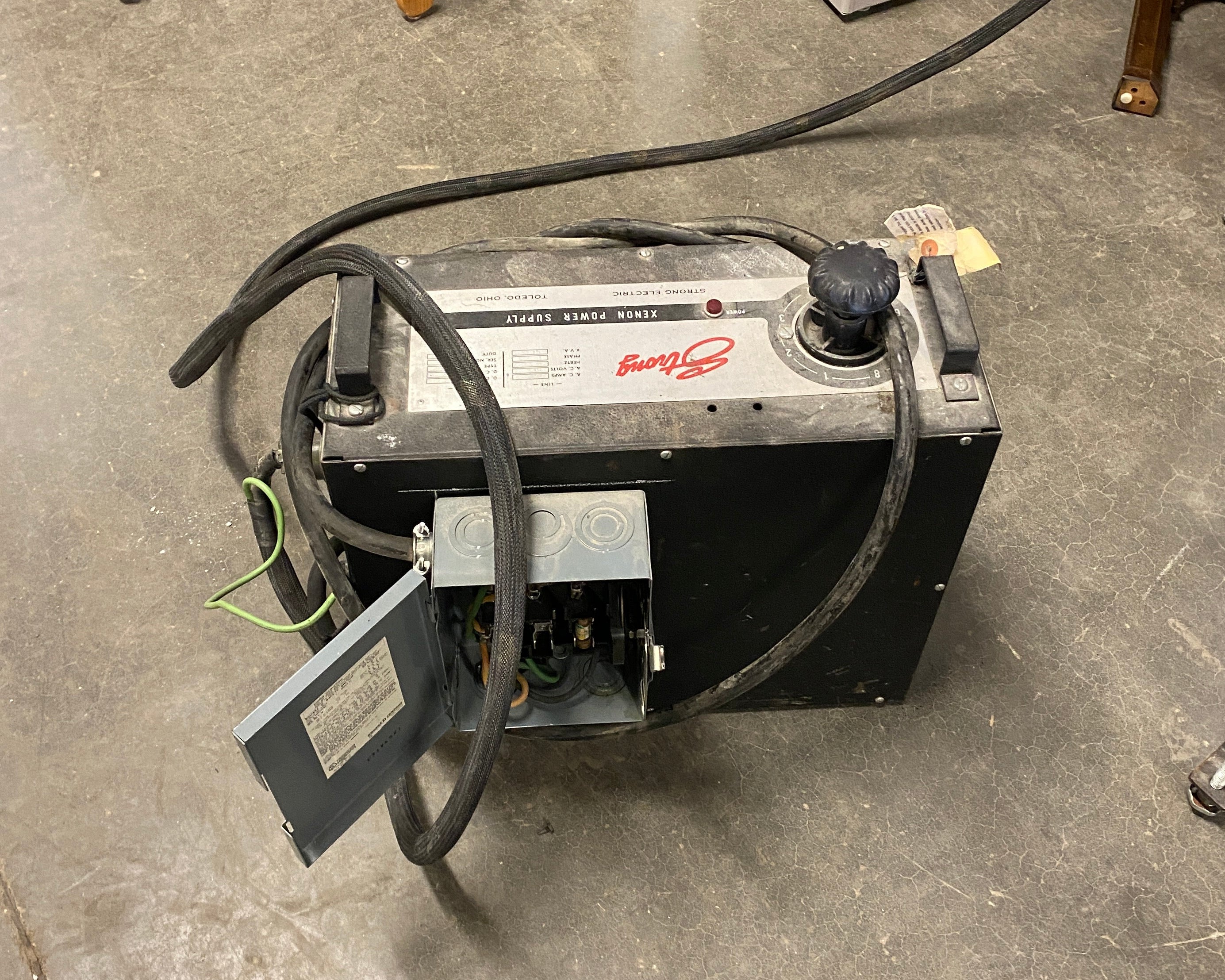 Strong Xenon Super Trouper Theatre Spotlight w/ Power Supply #2