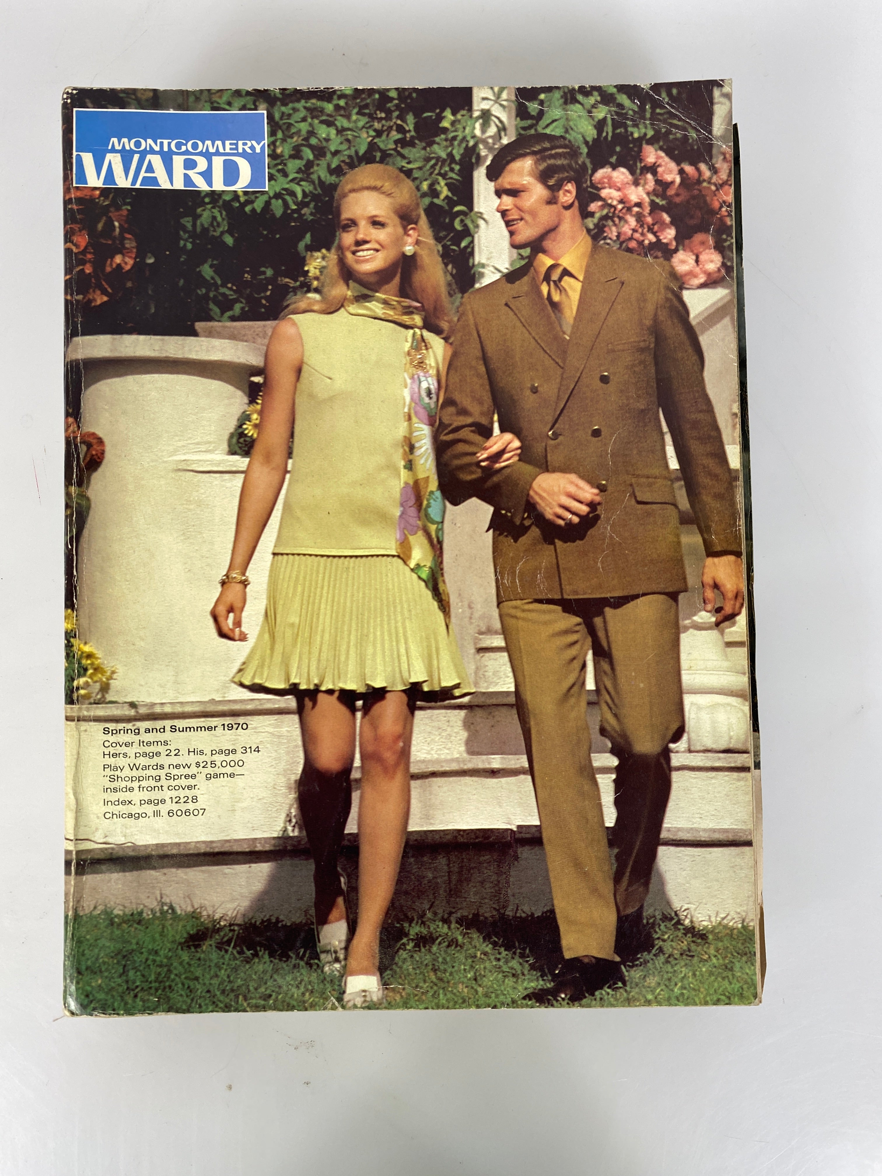 Montgomery Ward Catalog Spring and Summer 1970 1255 pages