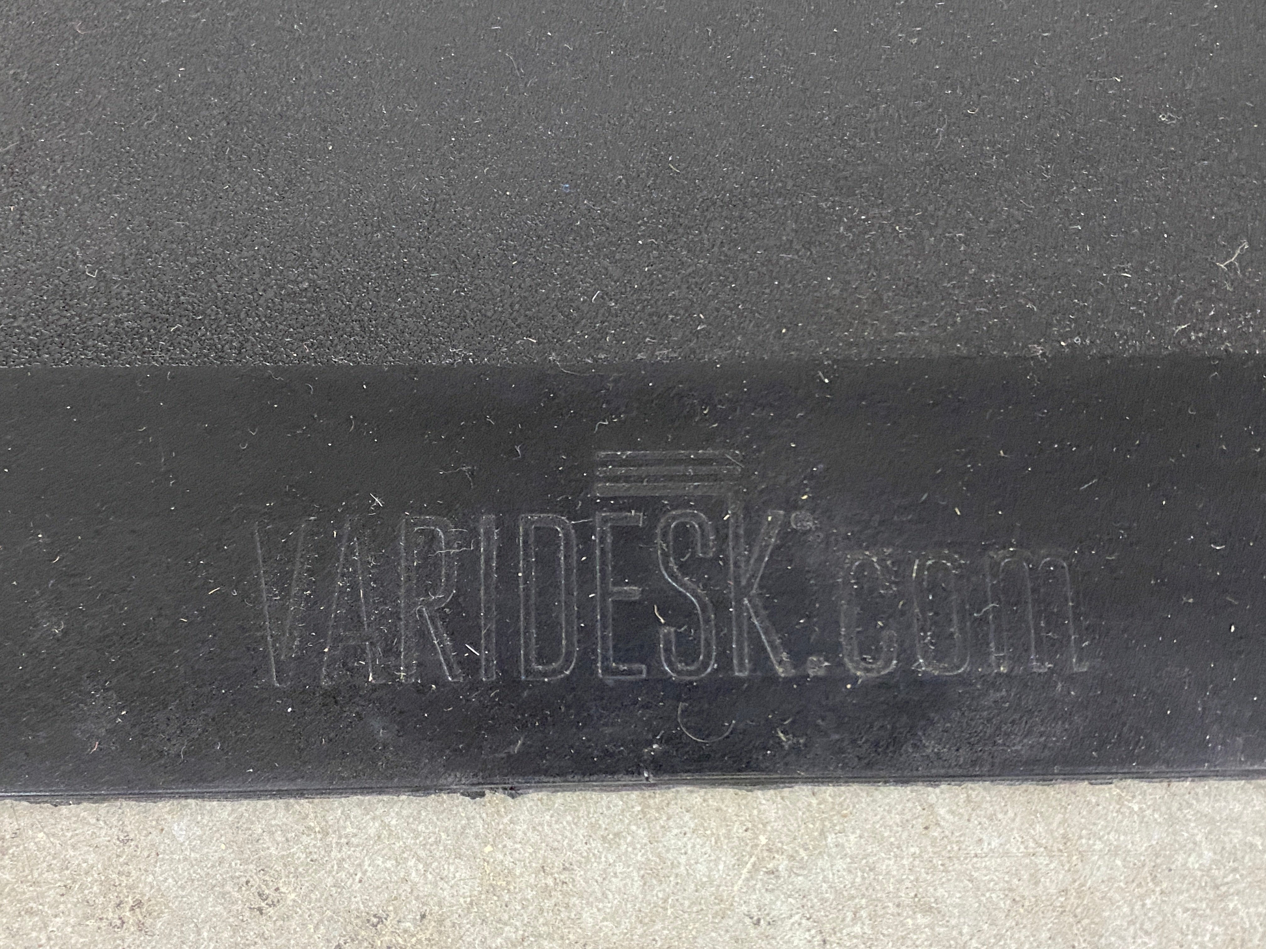 Varidesk Black Anti-Fatigue Standing Mat 36" x 24"