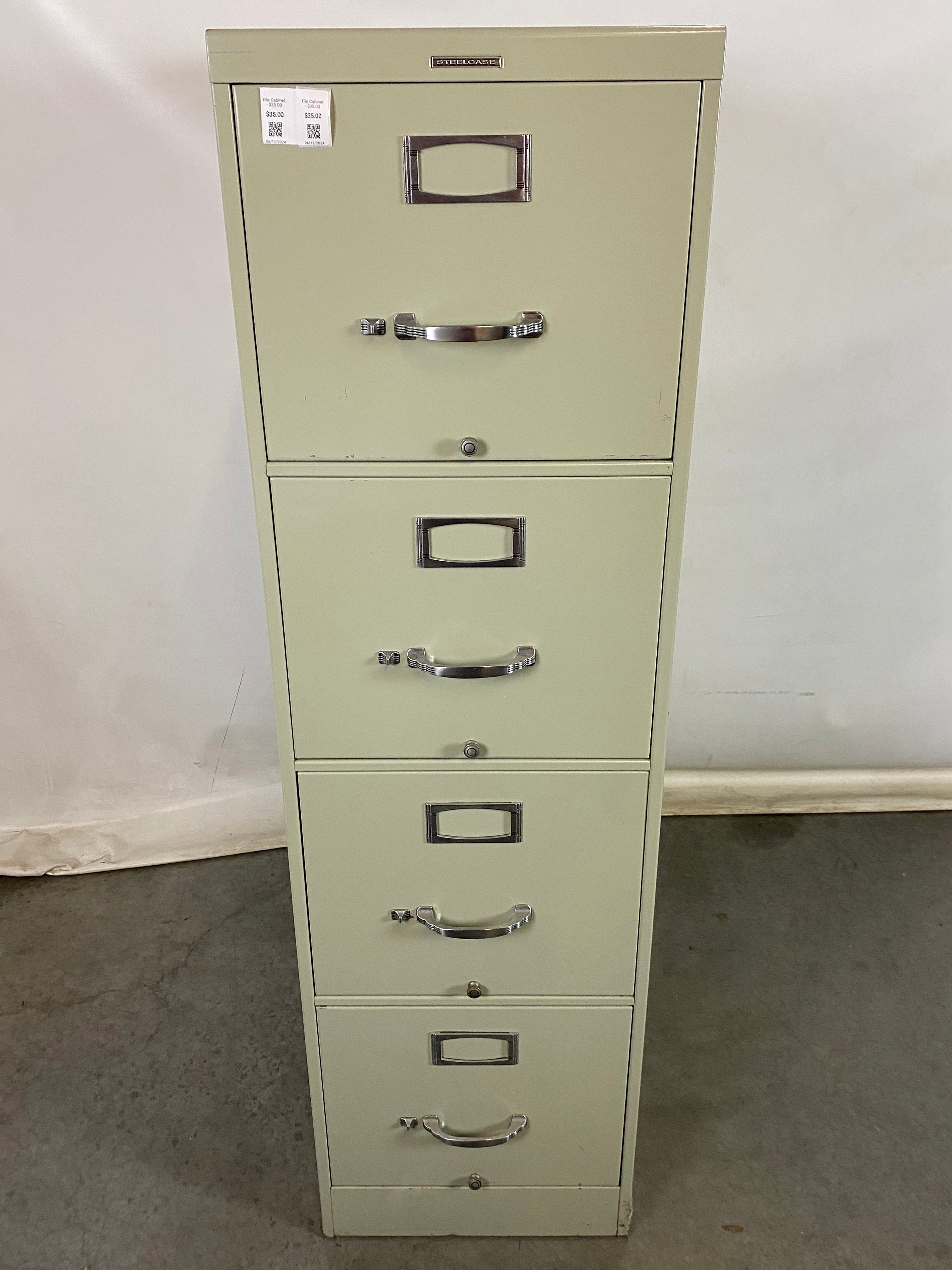 Steelcase Light Green 4-Drawer Metal Filing Cabinet