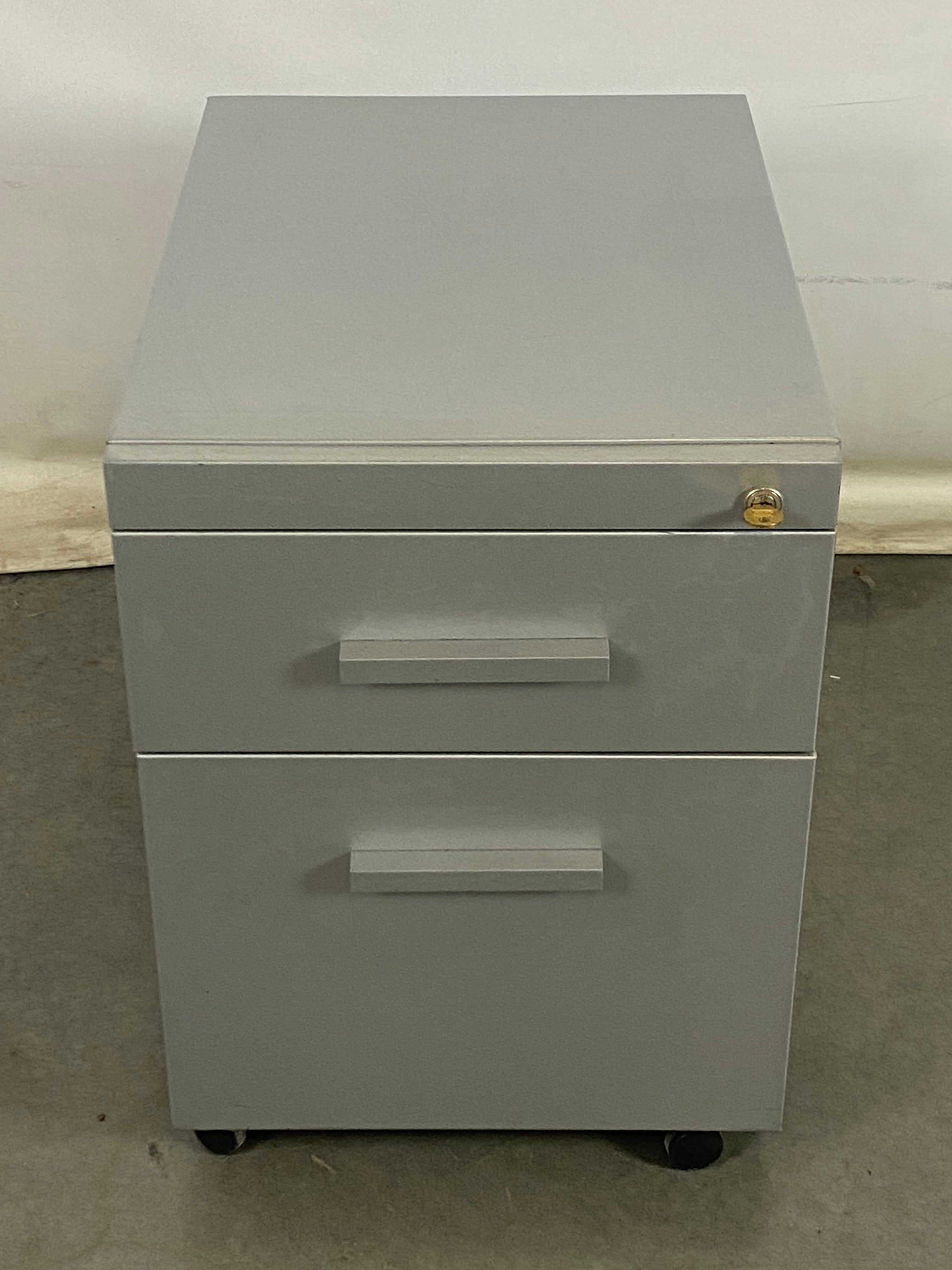 Gray 2-Drawer Metal Filing Cabinet