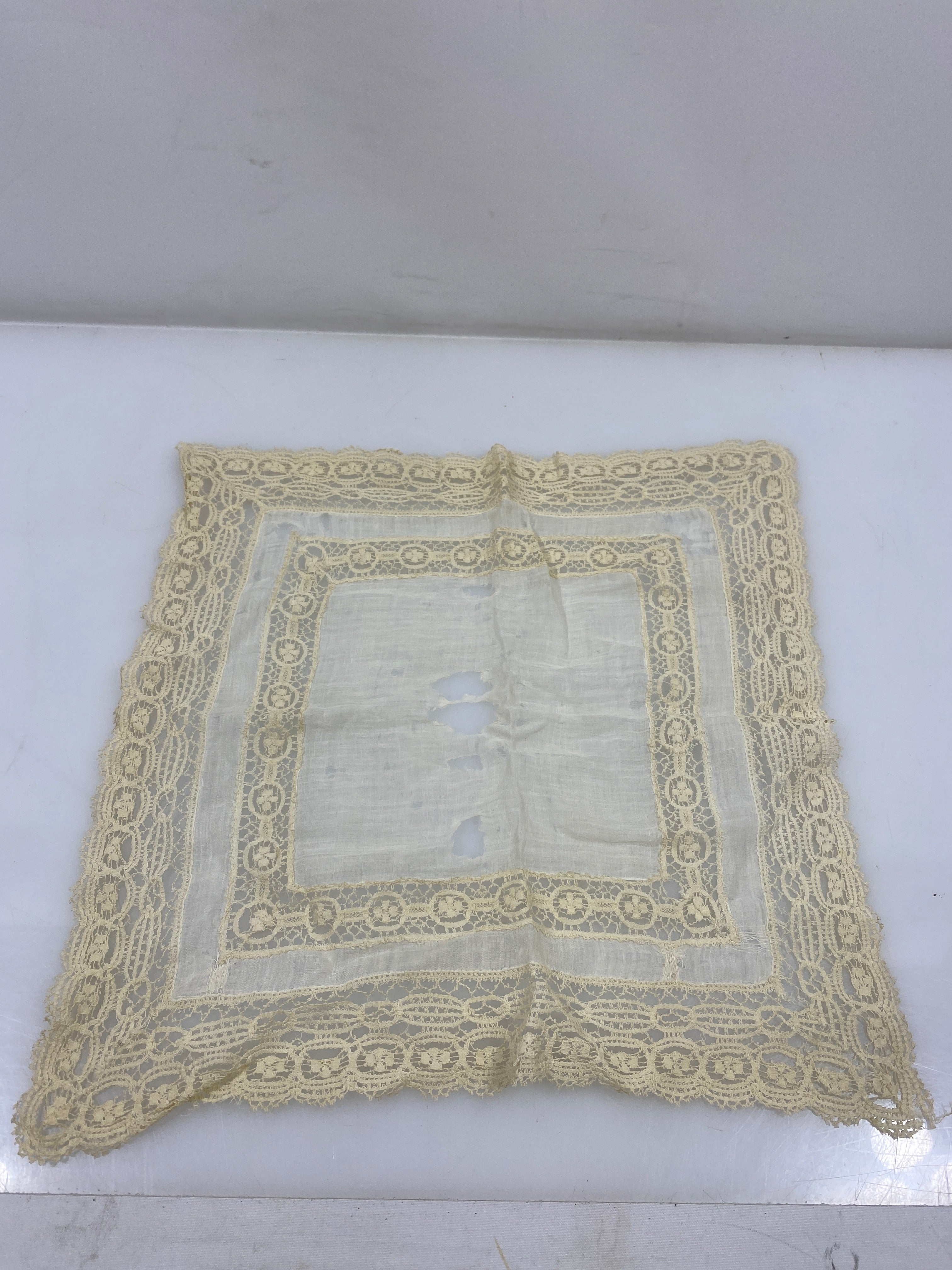 Vintage 1890s White Linen Handkerchief with Lace Border