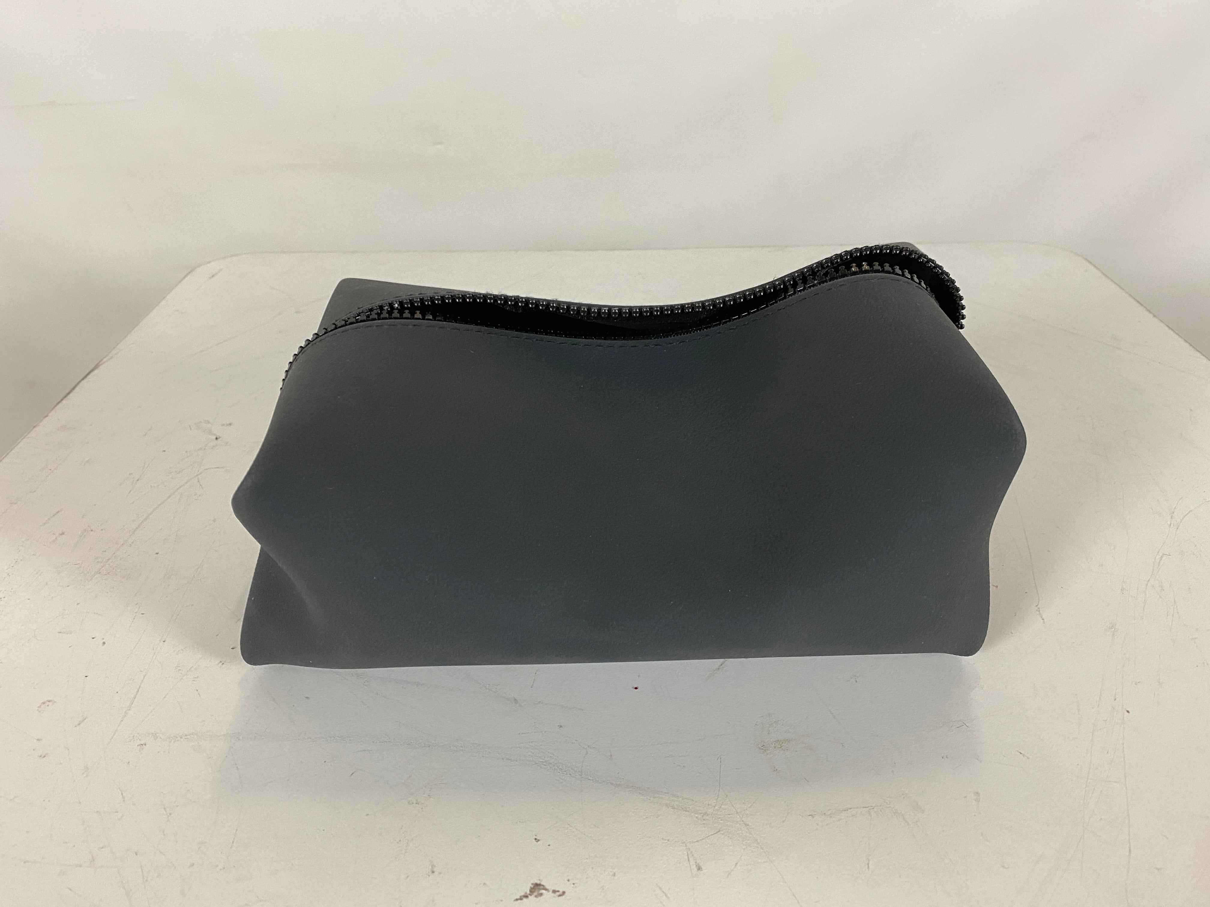 Tooletries Koby Dopp Kit Silicone Toiletry Bag