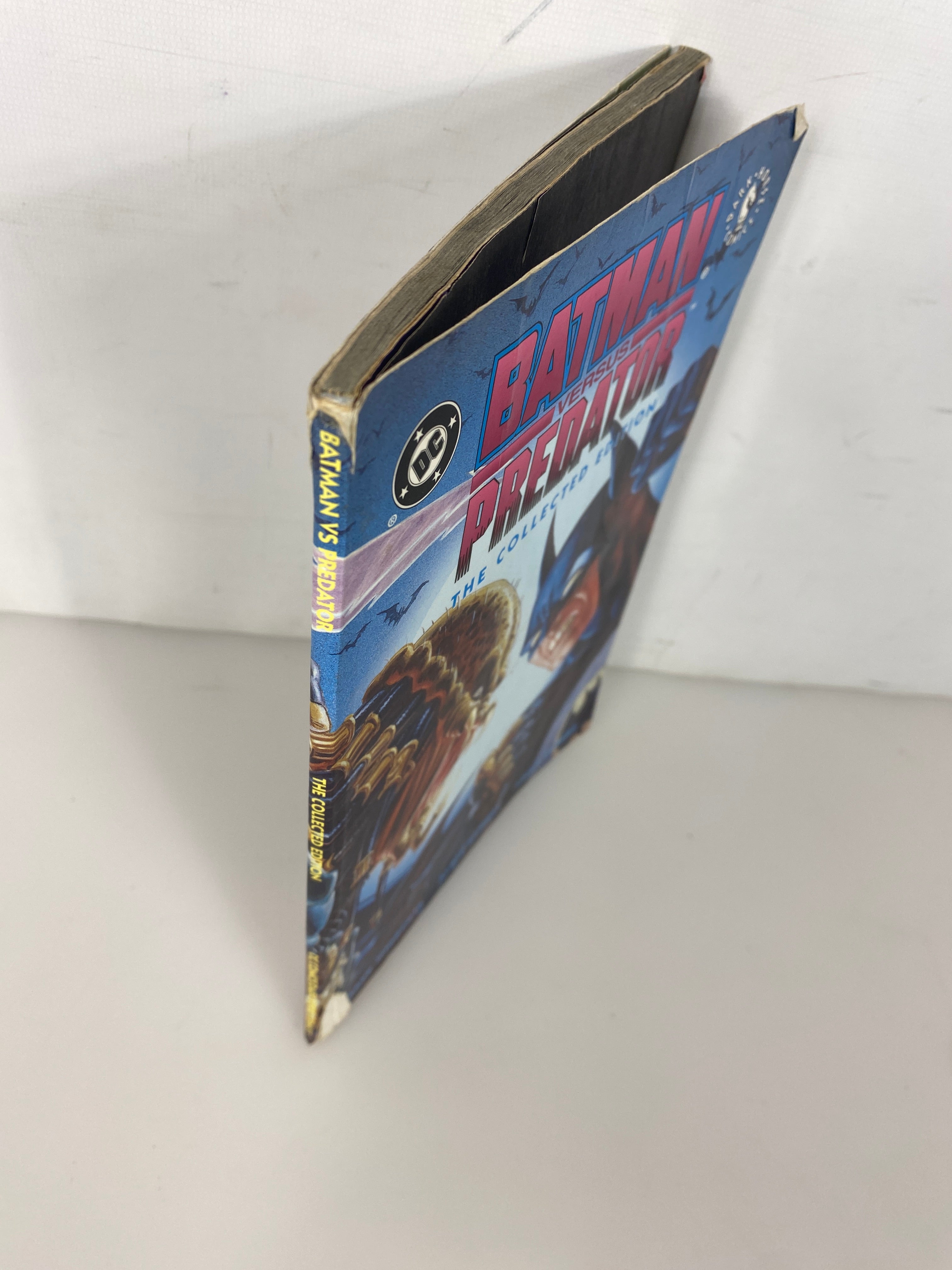 Batman Vs Predator Collected Edition DC Graphic Novel 1993