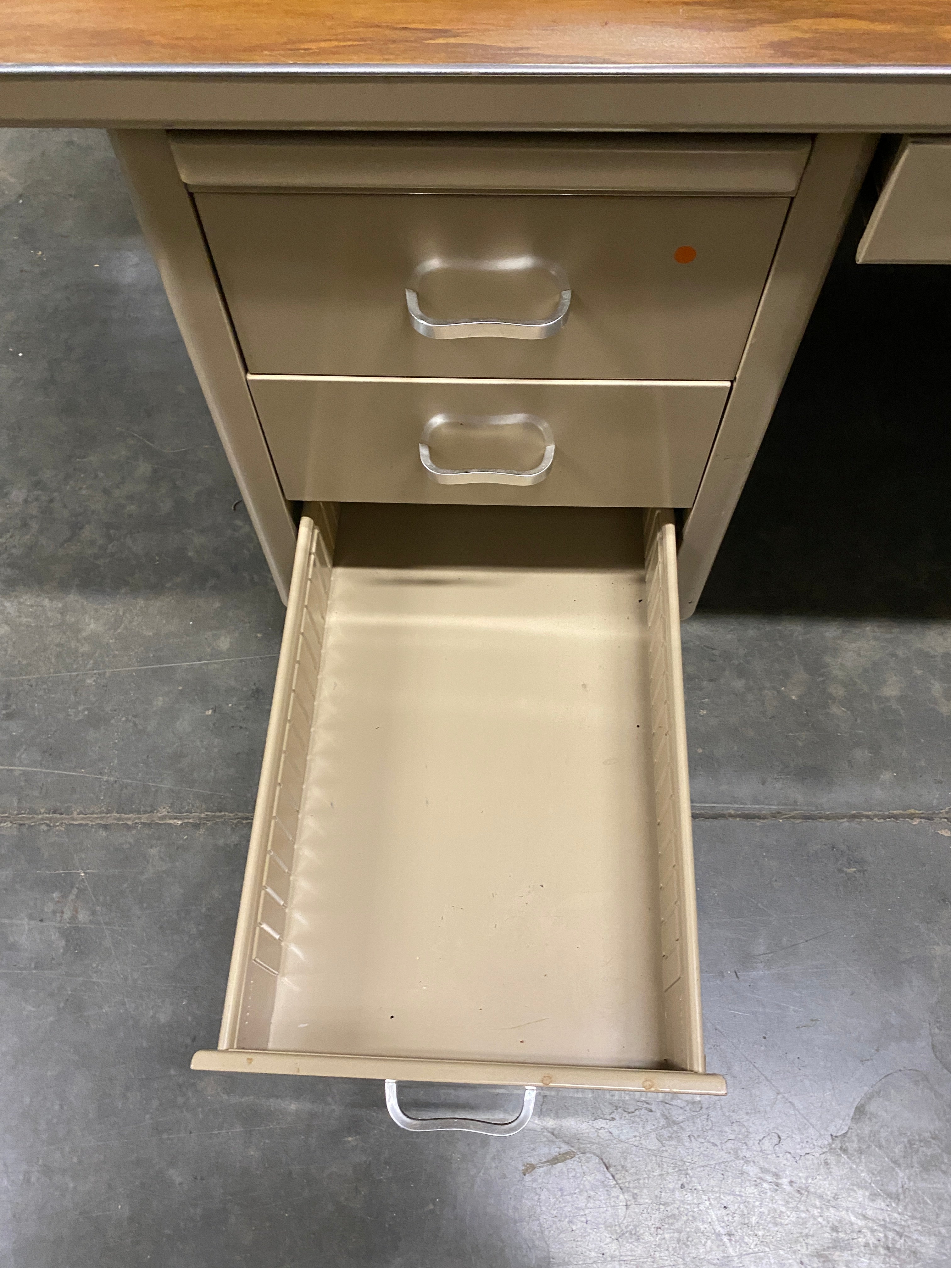 Oak Wood Desktop Metal Executive Desk